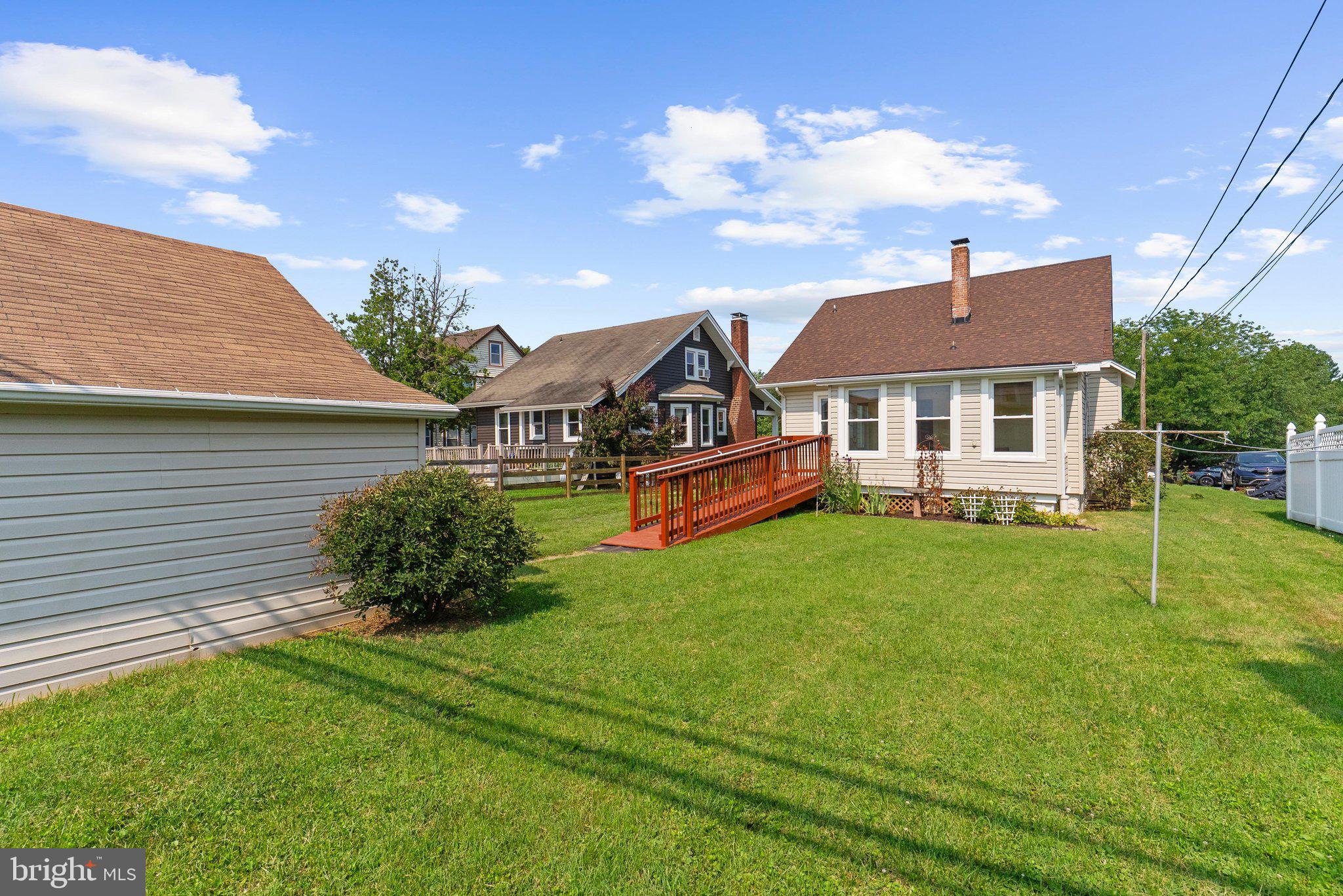 NORTH HALETHORPE - Residential