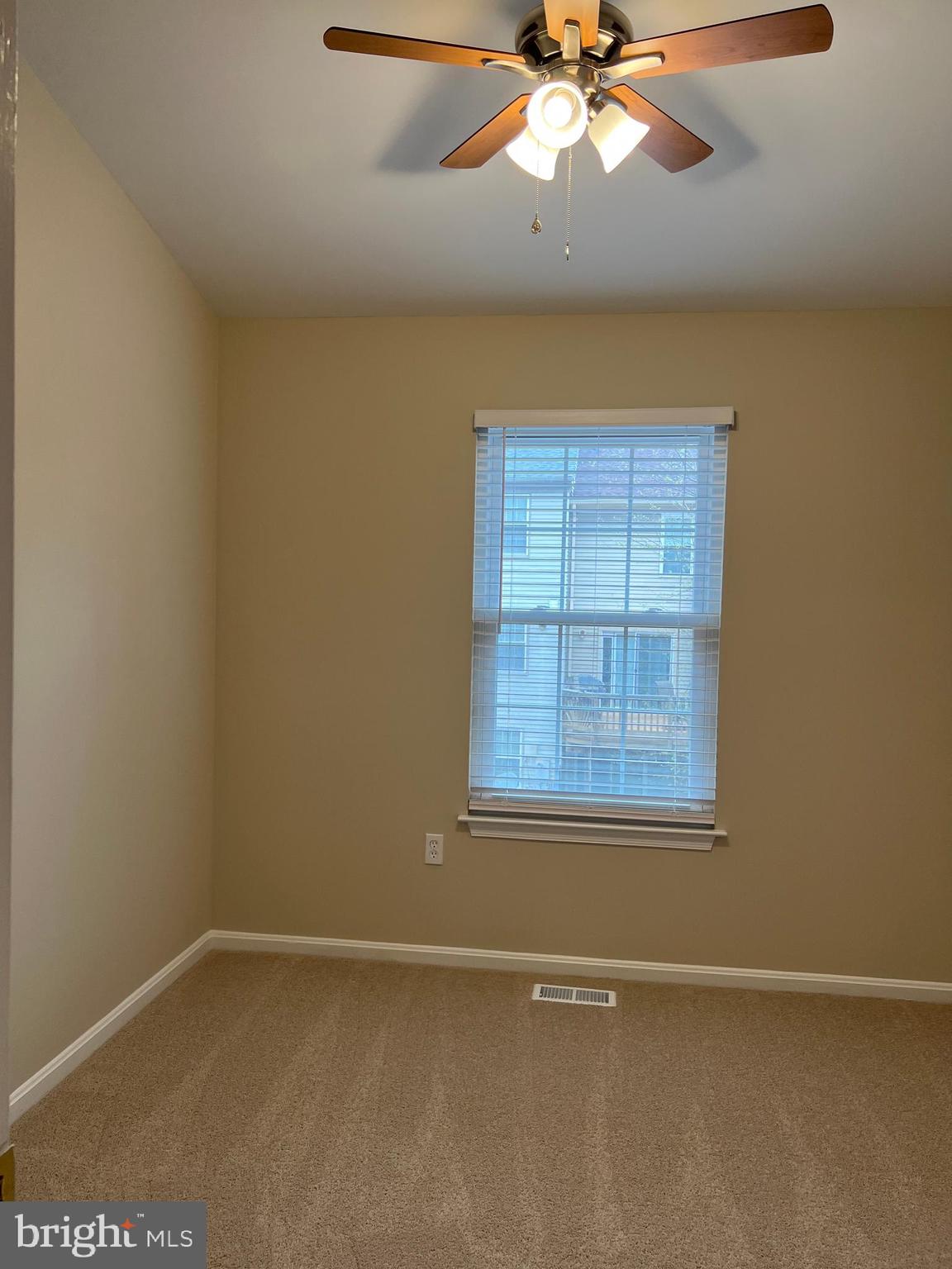 DAVENTRY - Residential Lease