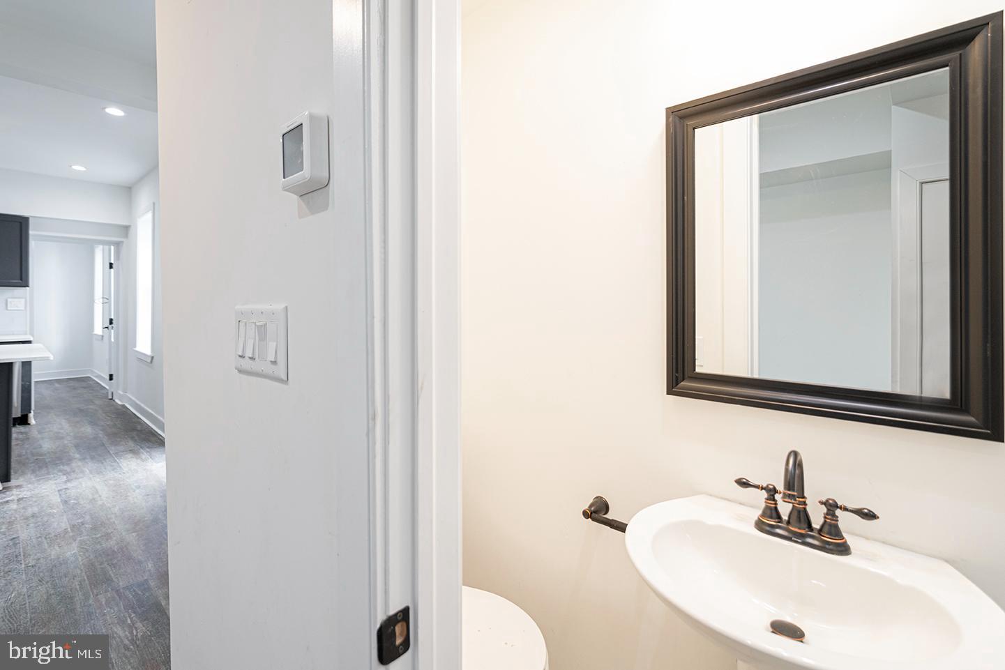 POINT BREEZE - Residential Lease