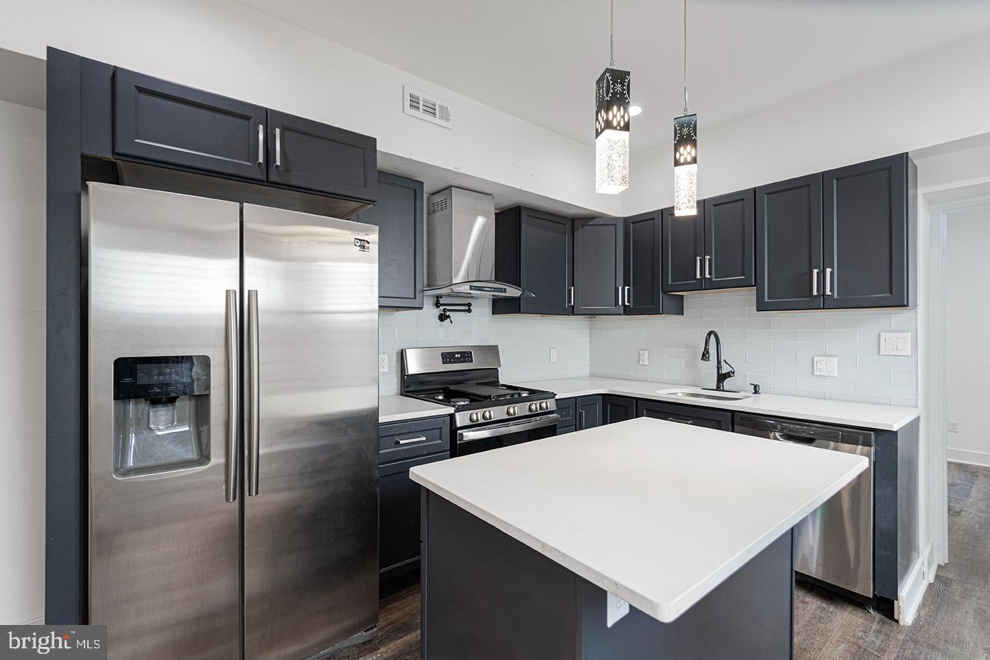 POINT BREEZE - Residential Lease