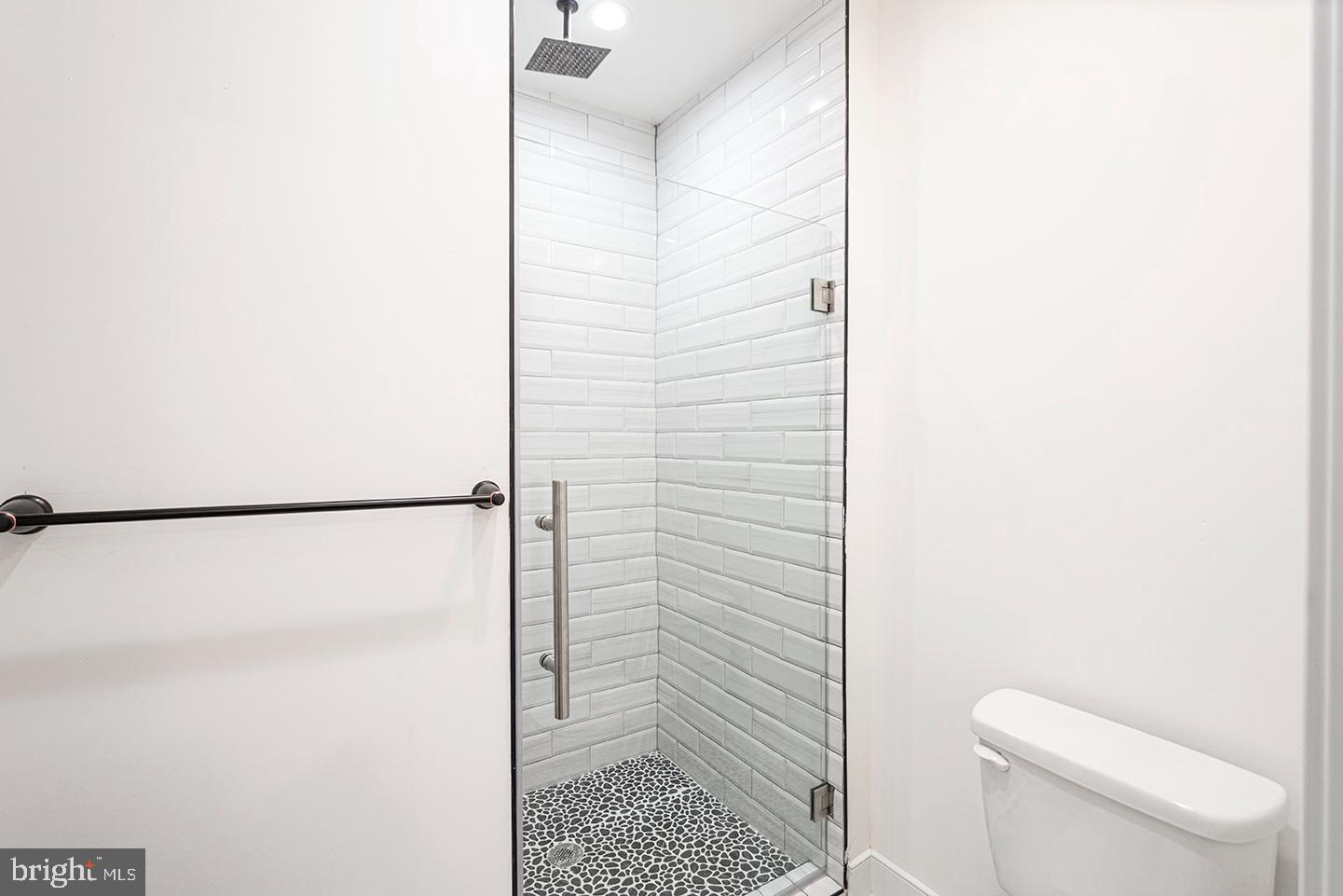 POINT BREEZE - Residential Lease