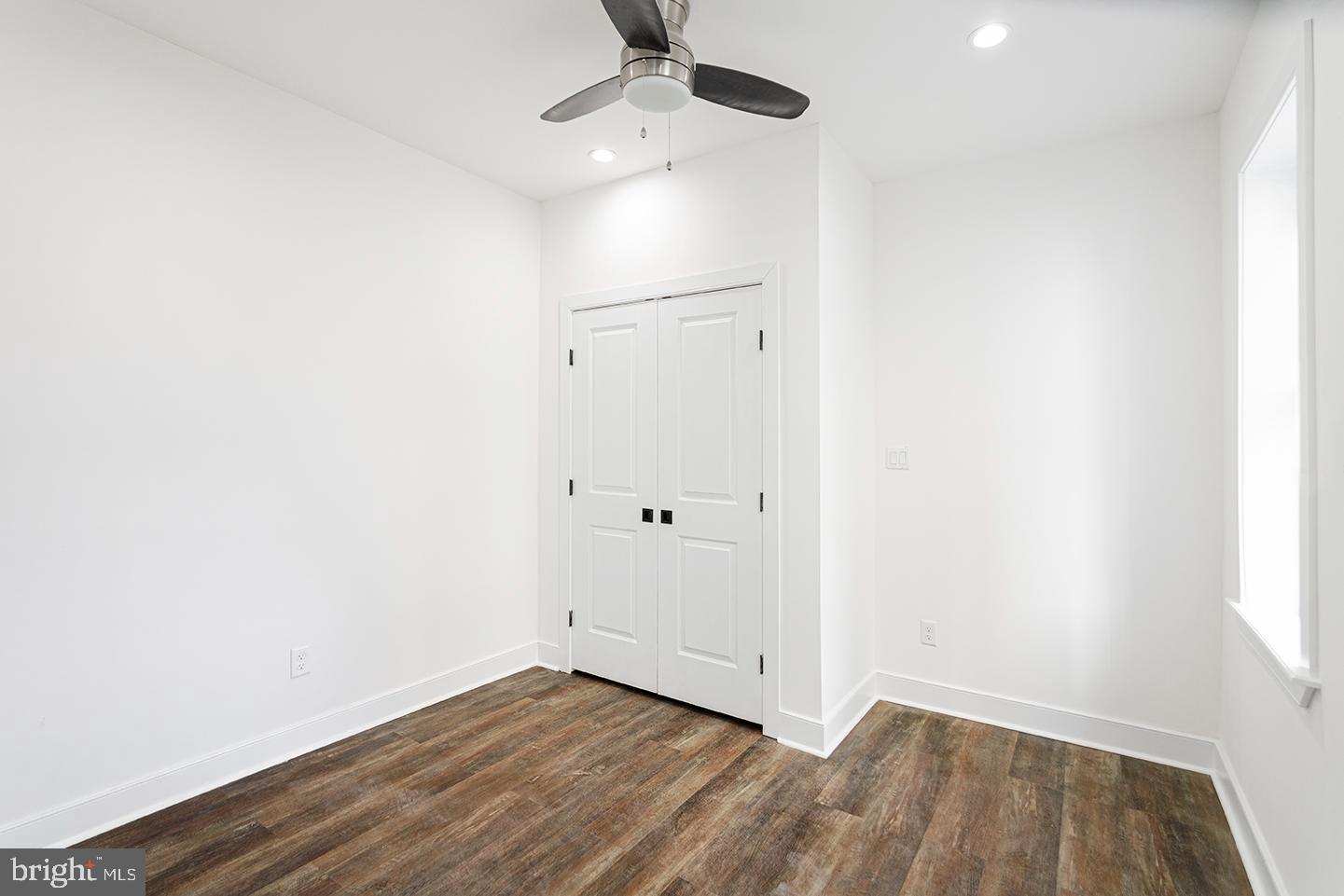 POINT BREEZE - Residential Lease