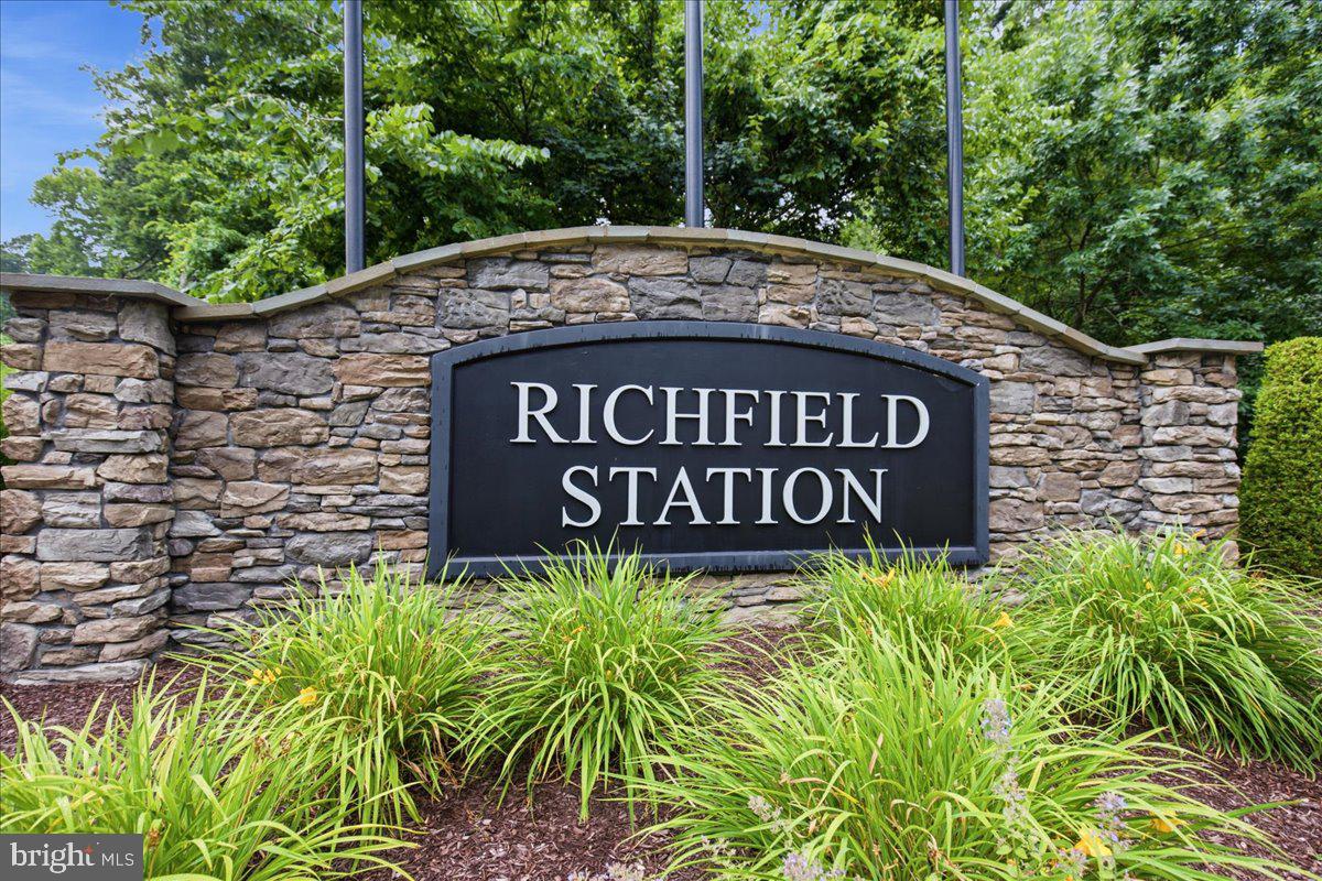 RICHFIELD STATION VILLAGE - Residential