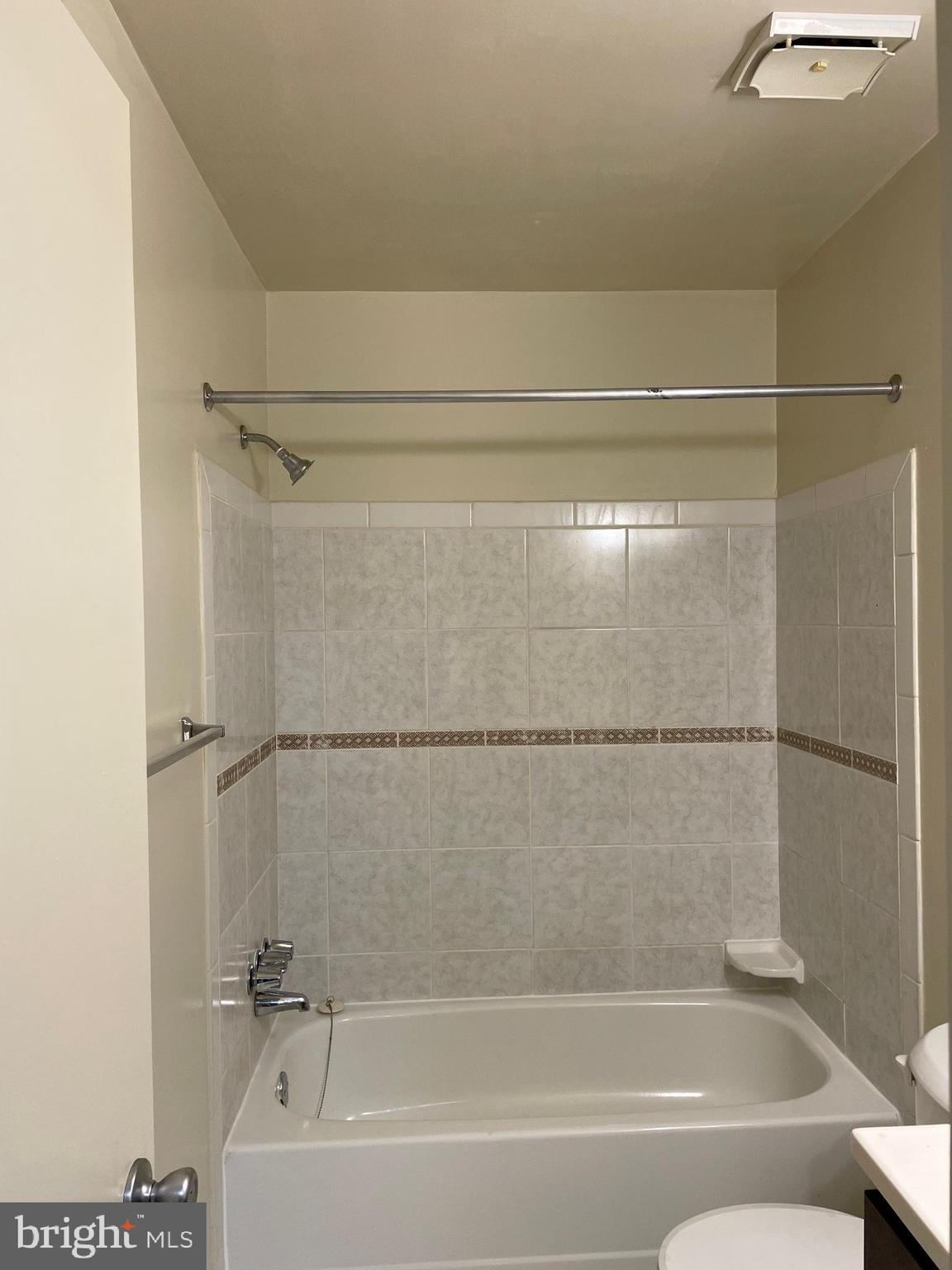 ALEXANDRIA - Residential Lease