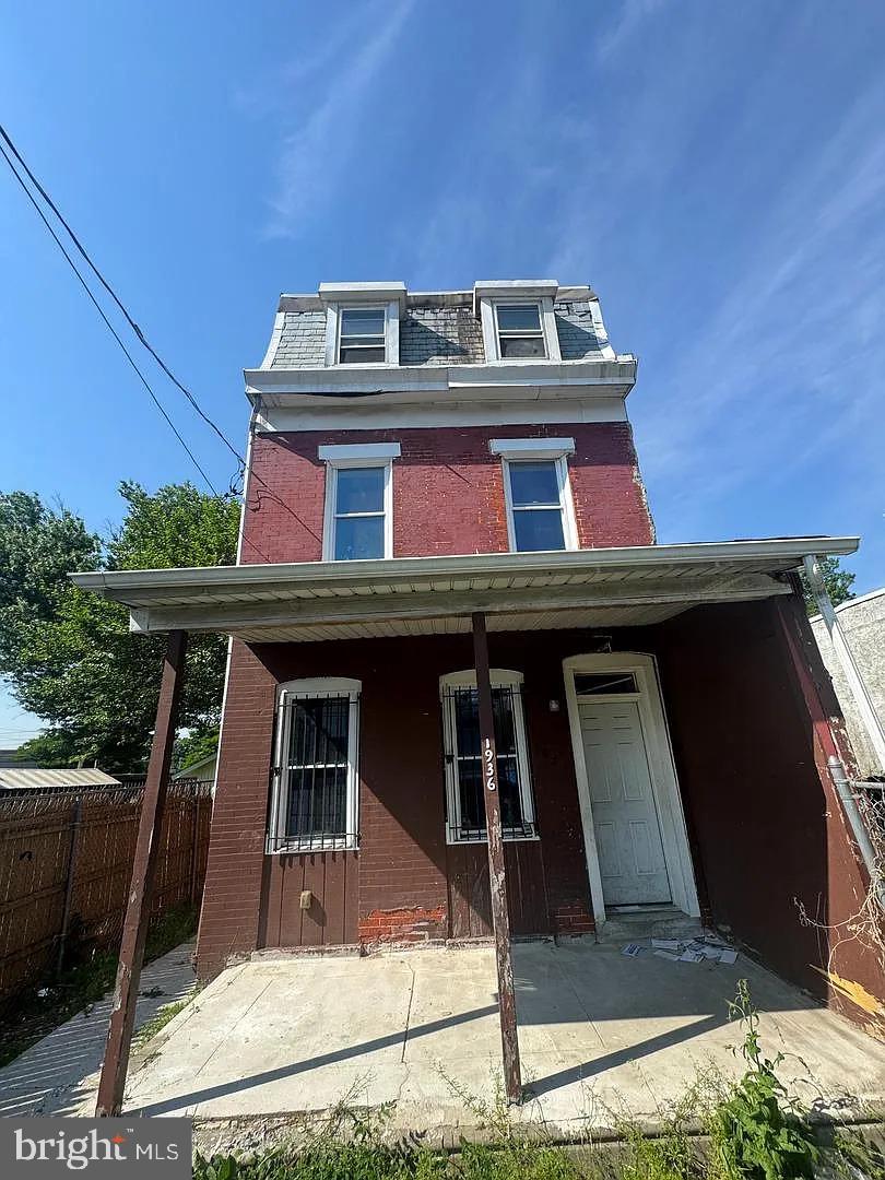 PHILADELPHIA (NORTH) - Commercial Sale