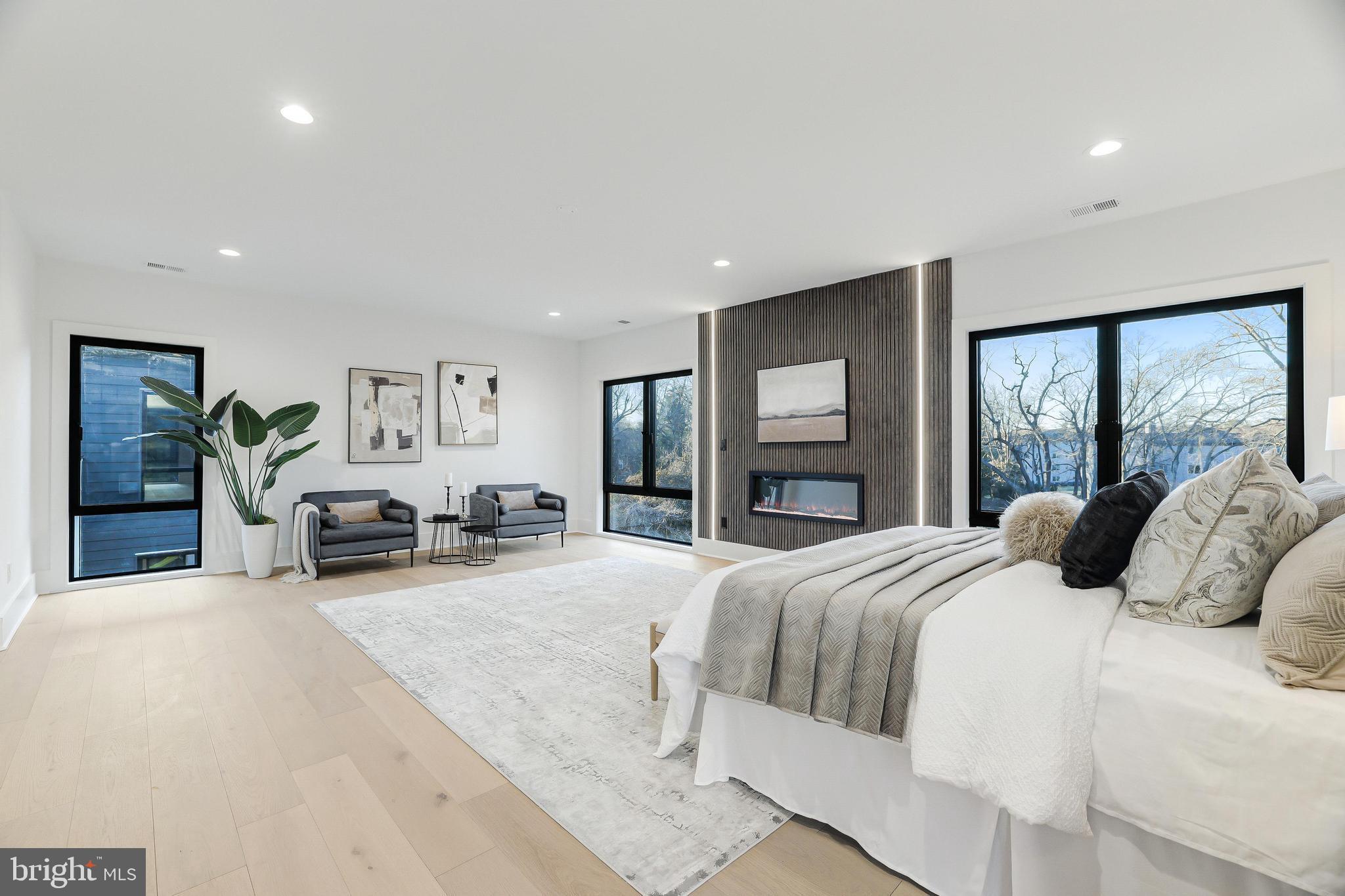 COURTLAND PARK - Residential