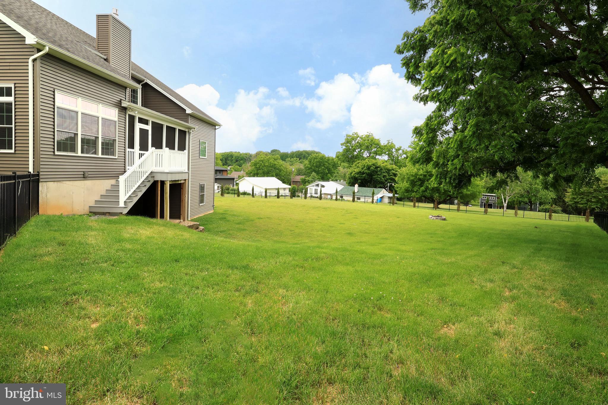 STEARNS CROSSING - Residential