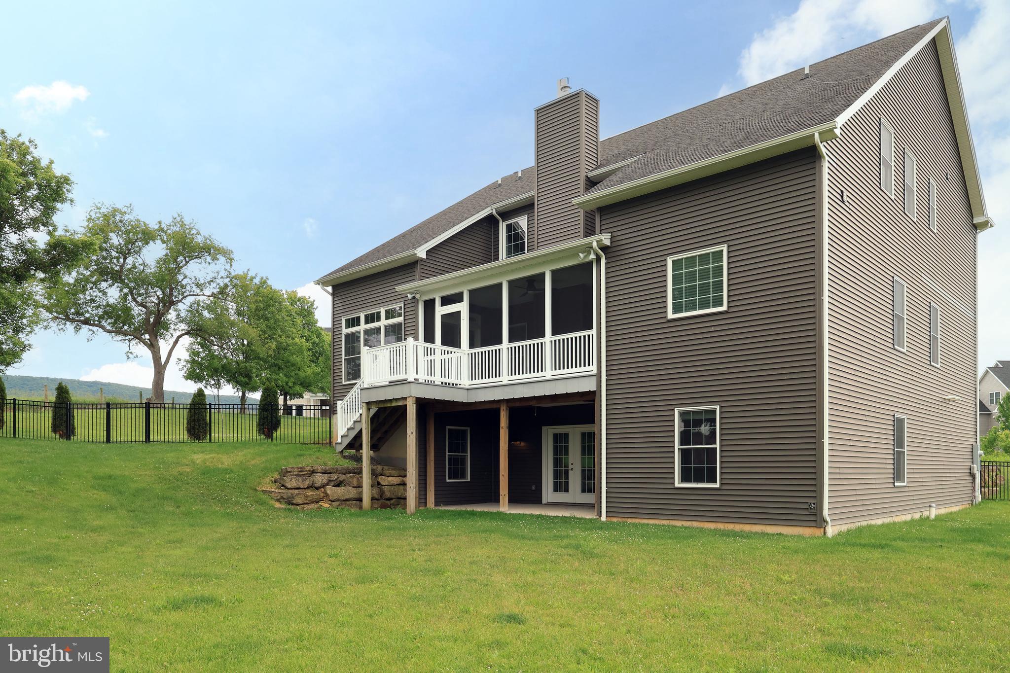 STEARNS CROSSING - Residential