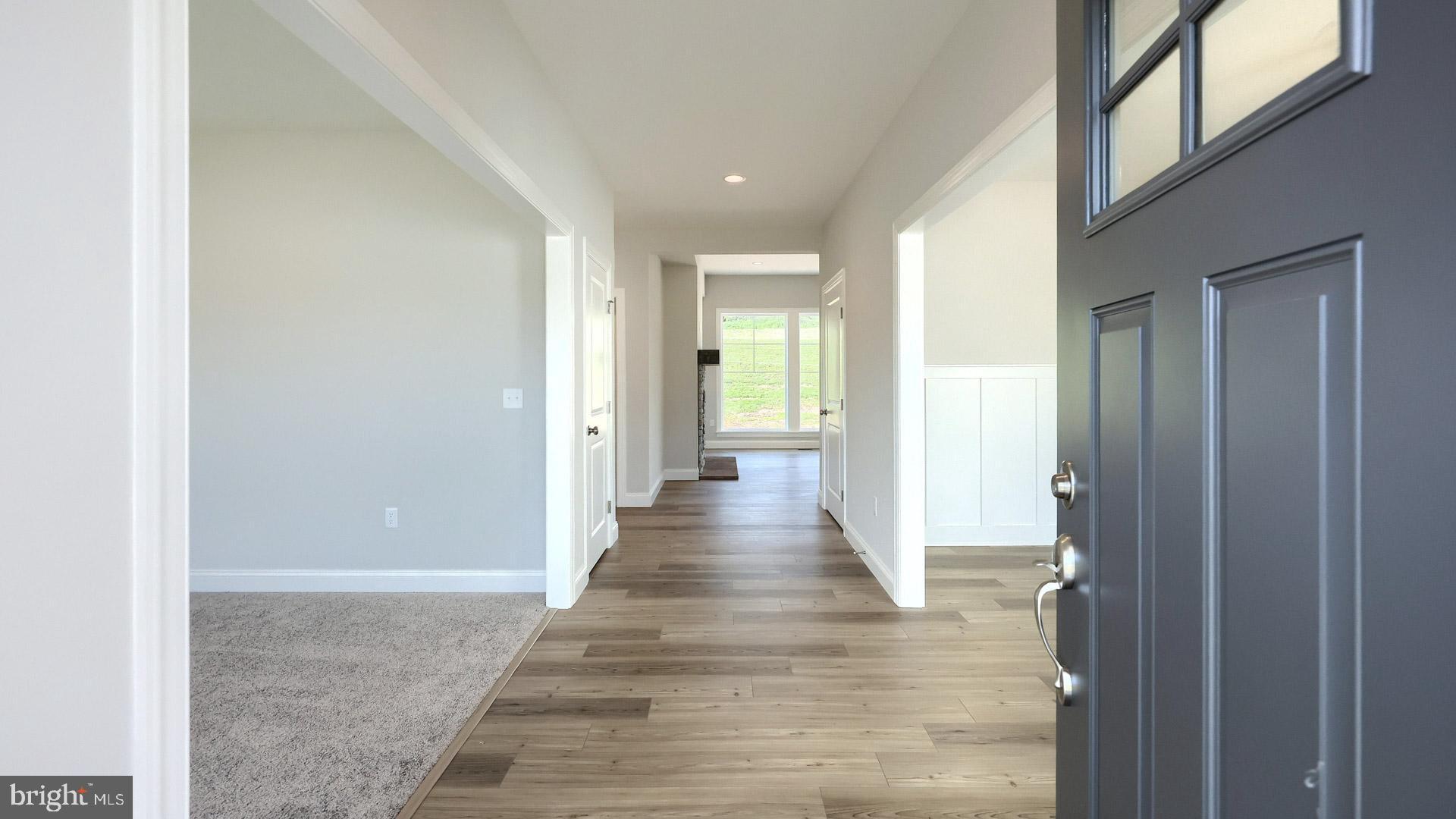 HAWK VALLEY - Residential