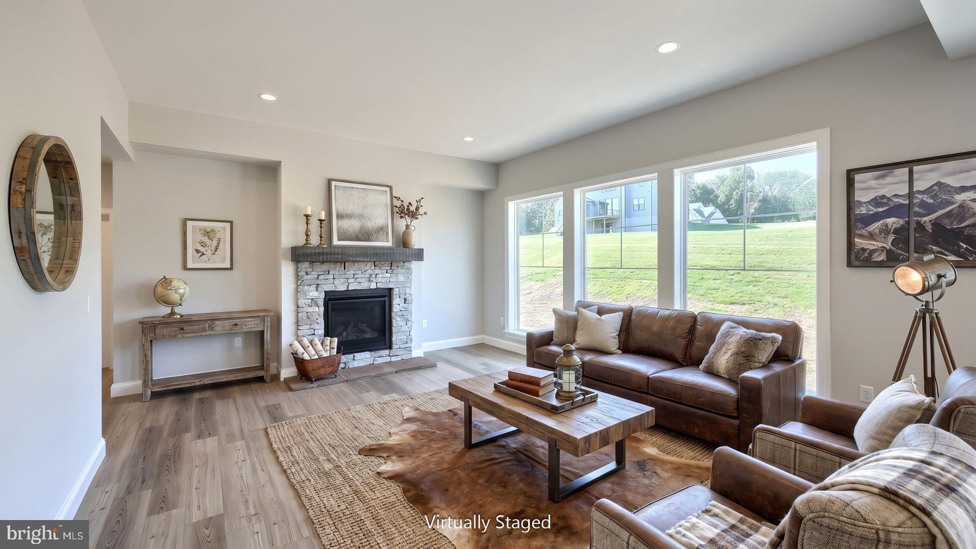 HAWK VALLEY - Residential