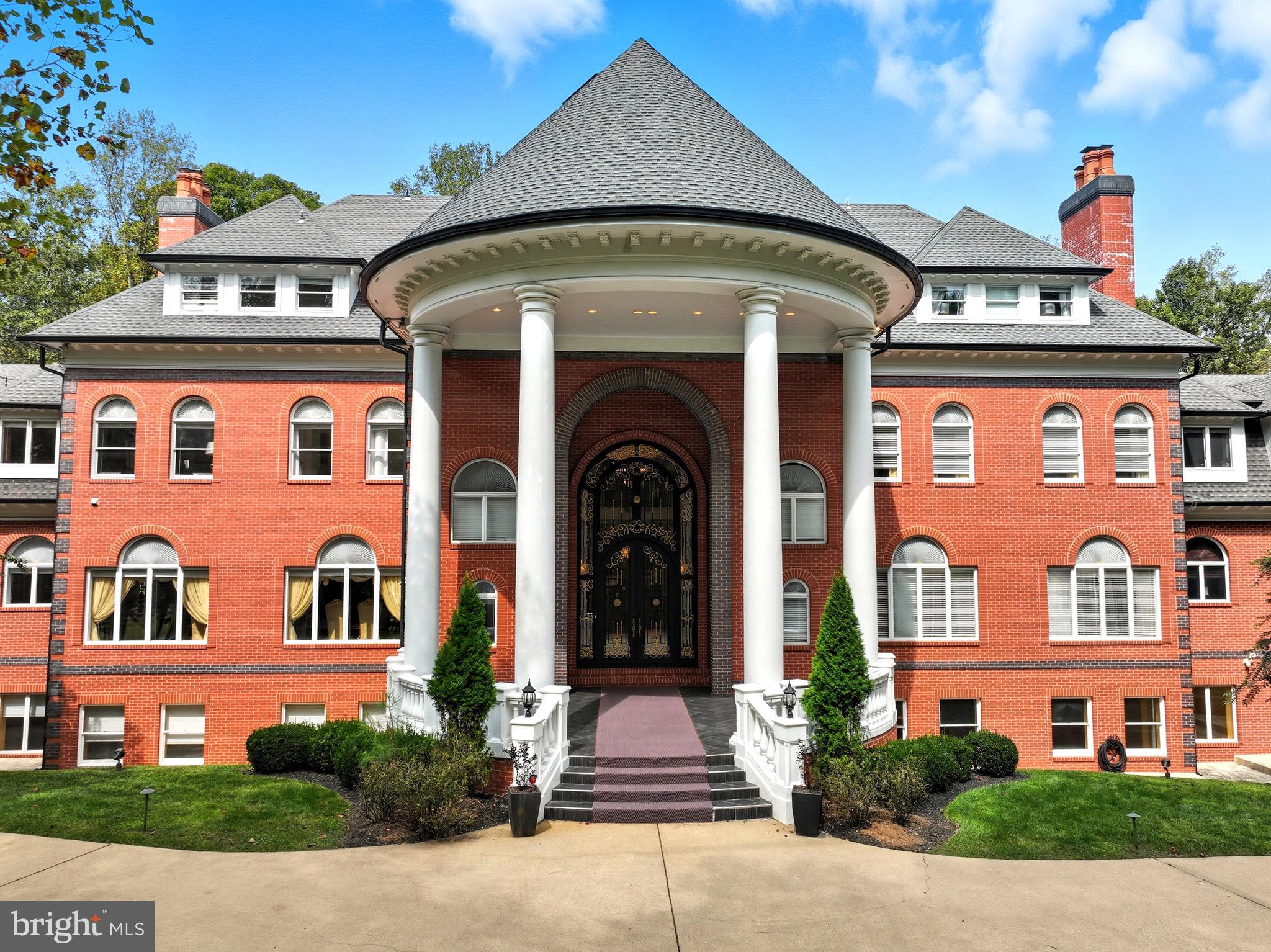 STONELEDGE - Residential