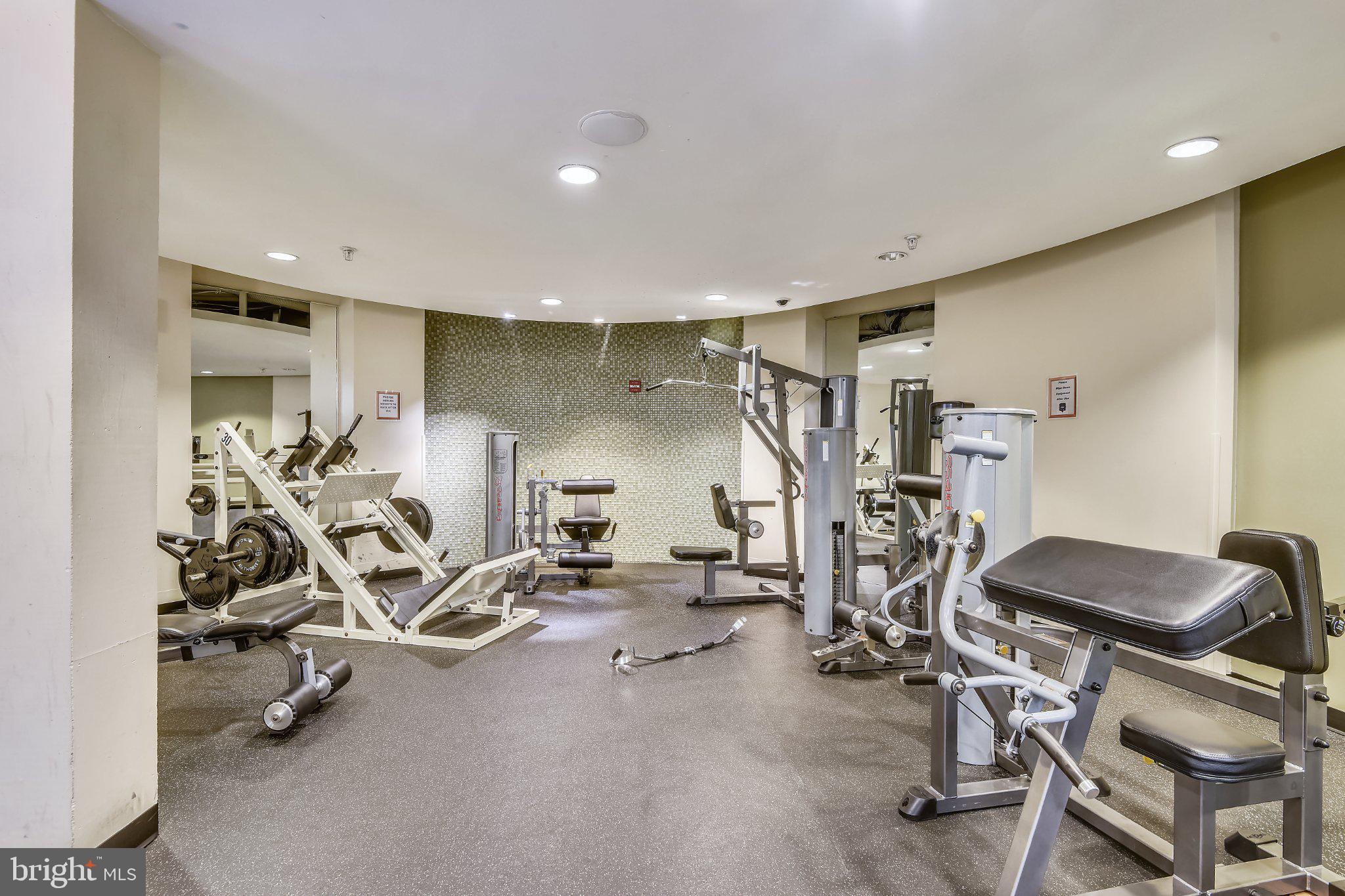 RENAISSANCE AT TYSONS - Residential