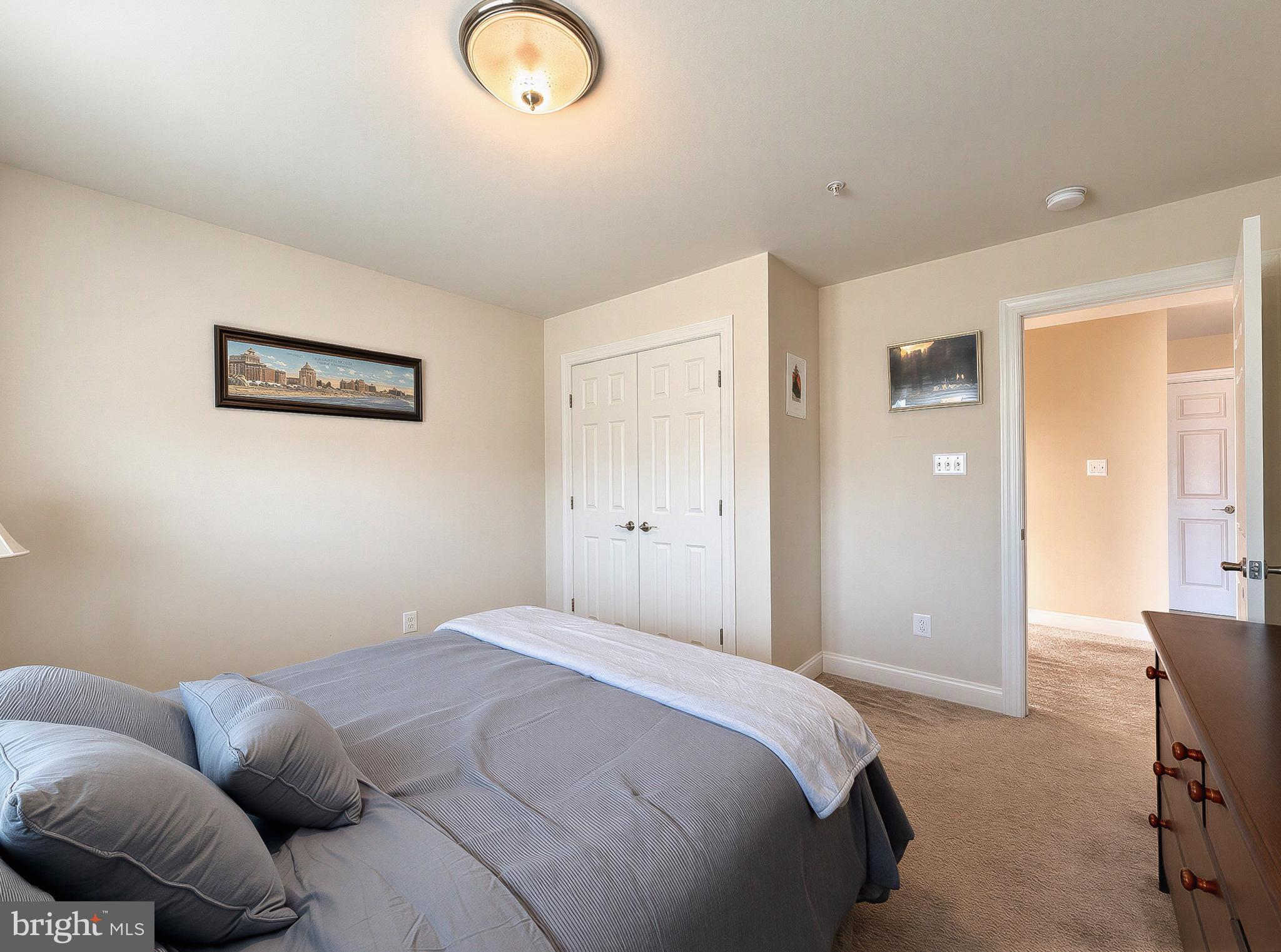 BROAD CREEK - Residential