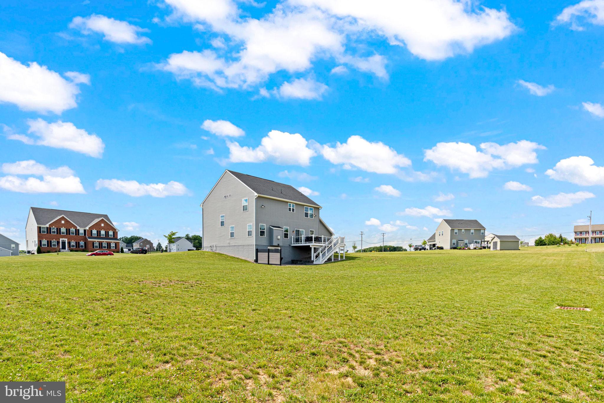 HIGH POINTE SOUTH - Residential