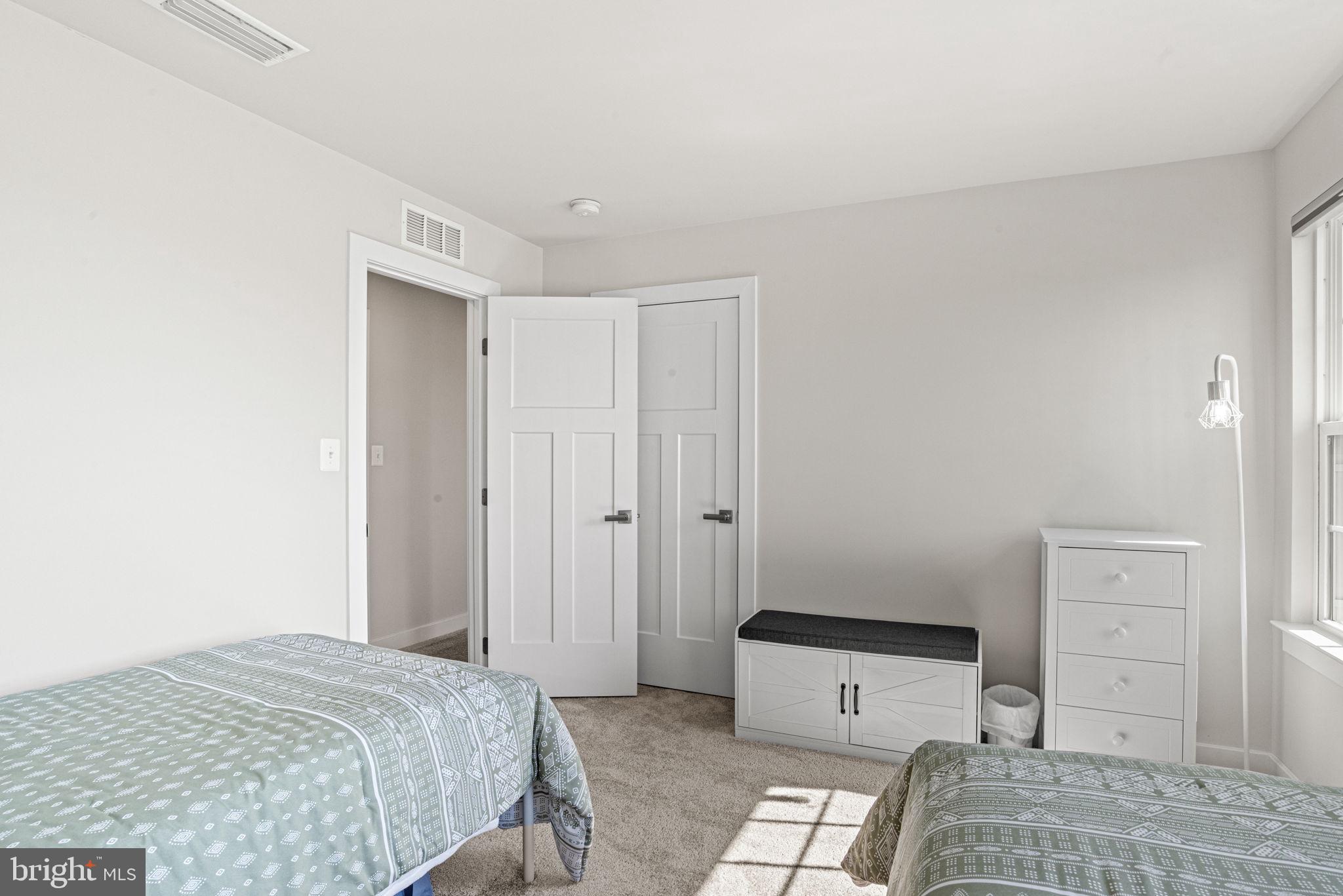 HIGH POINTE SOUTH - Residential