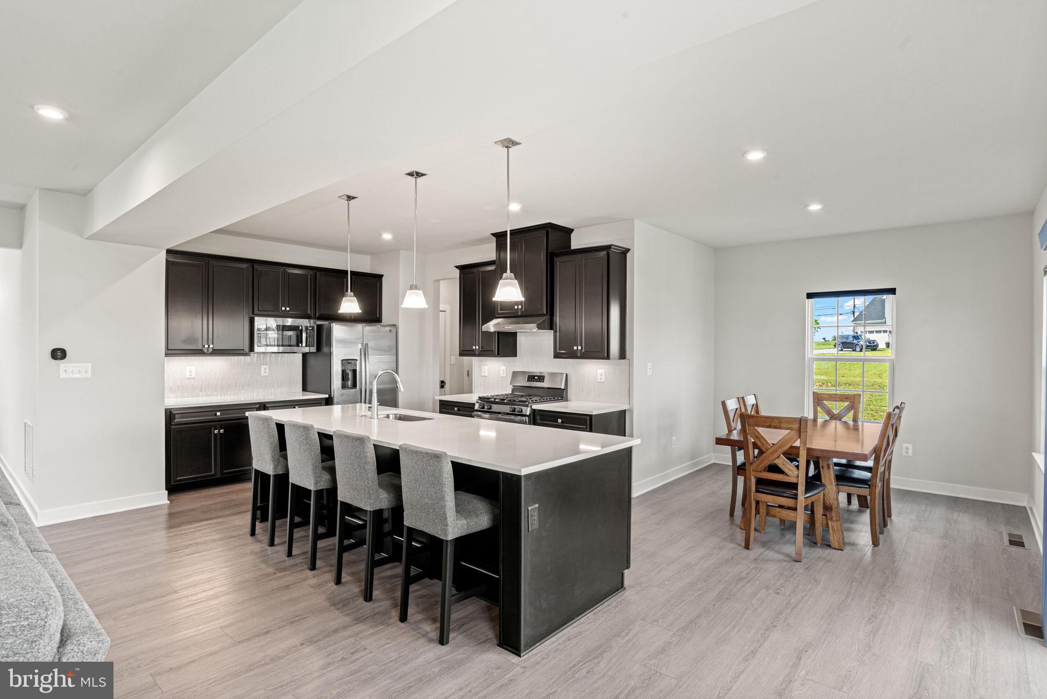 HIGH POINTE SOUTH - Residential