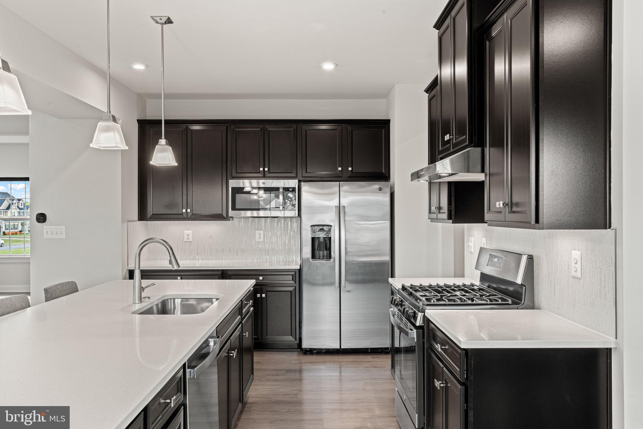 HIGH POINTE SOUTH - Residential
