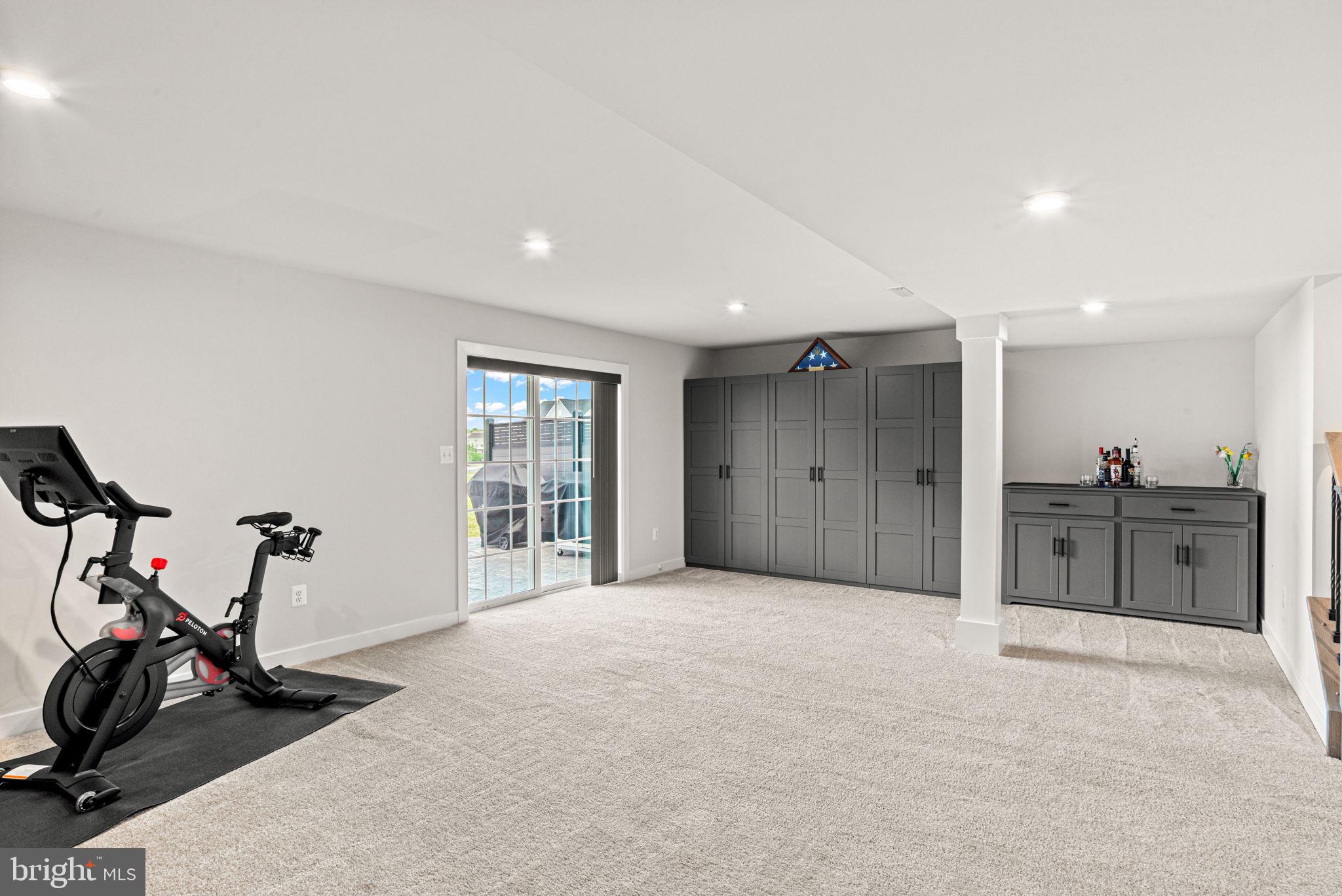 HIGH POINTE SOUTH - Residential