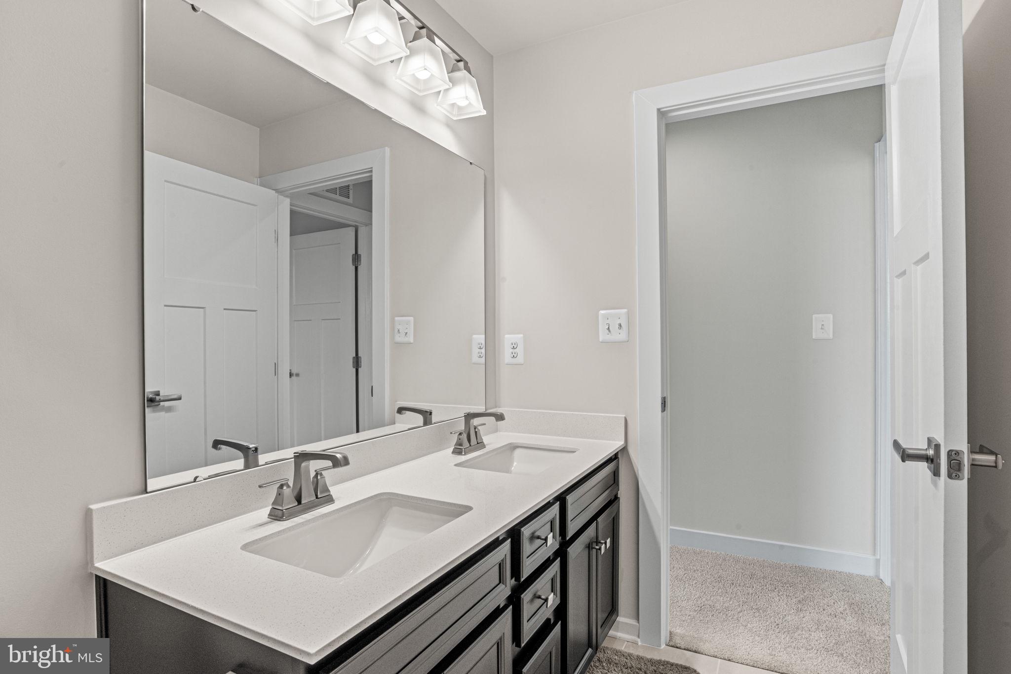HIGH POINTE SOUTH - Residential