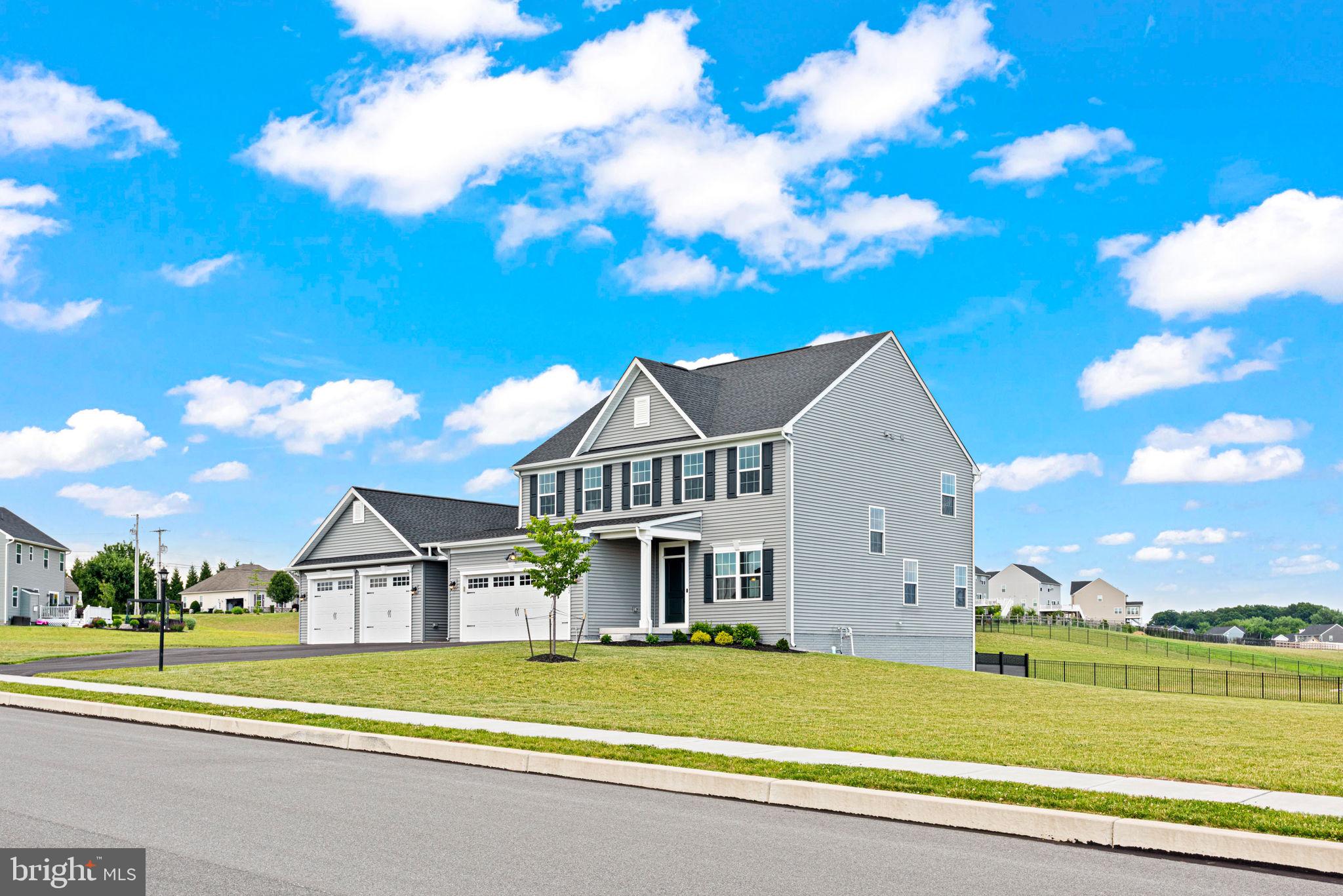 HIGH POINTE SOUTH - Residential