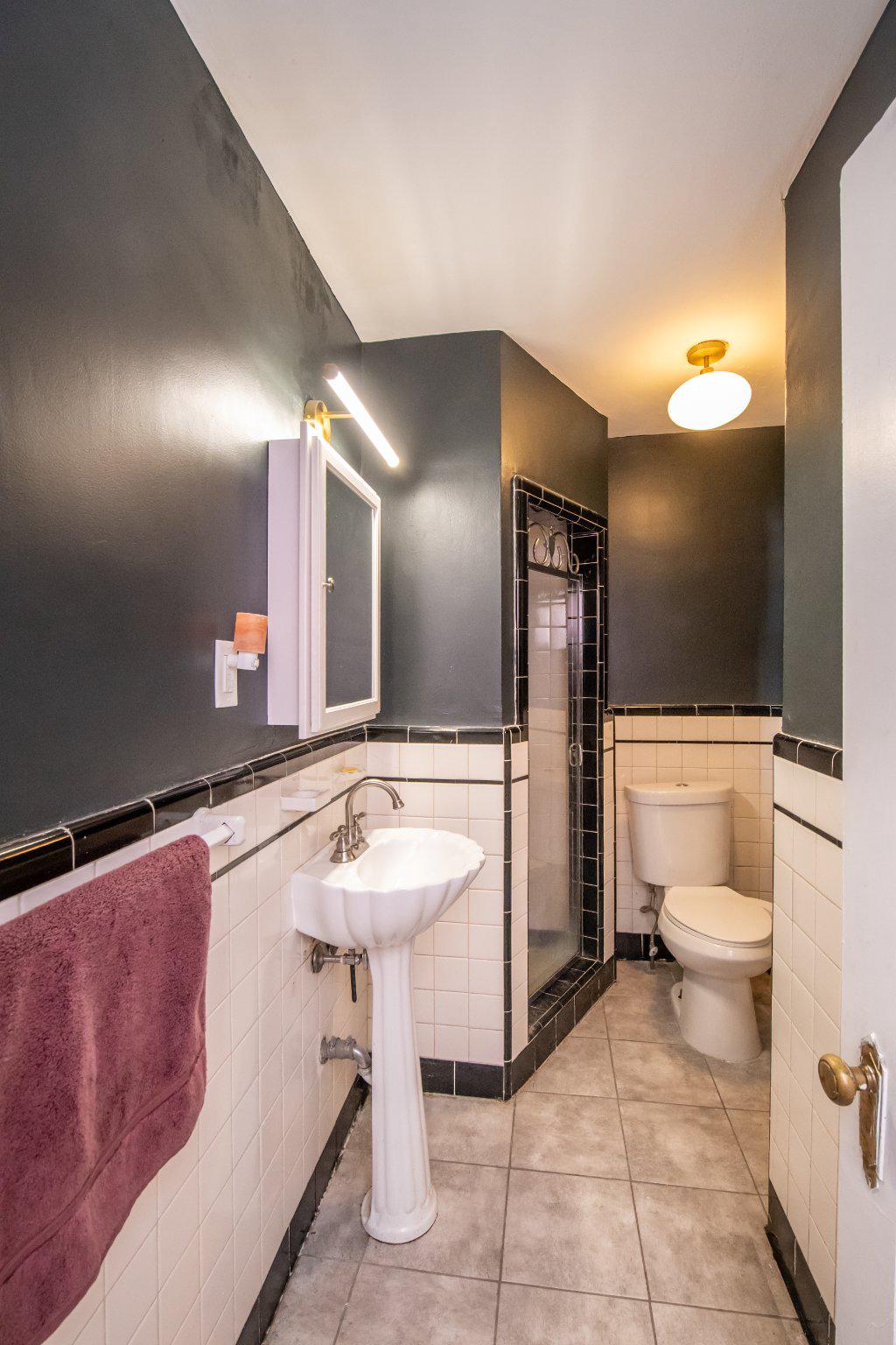 ELKINS PARK - Residential