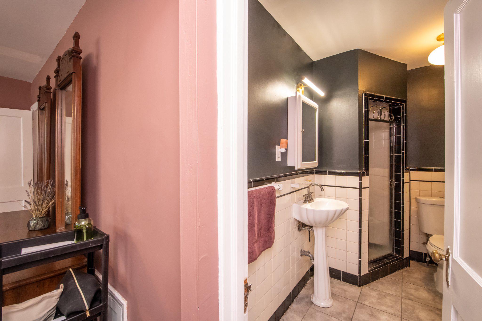 ELKINS PARK - Residential