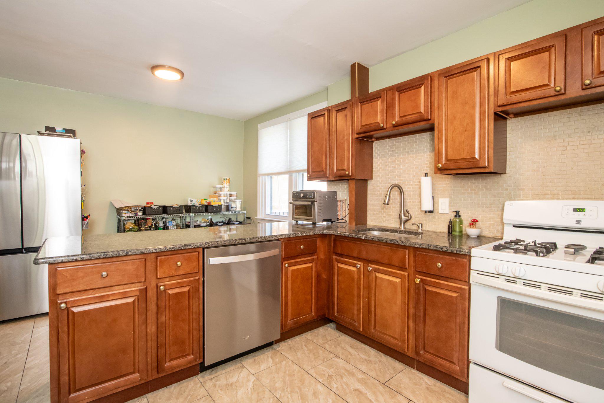 ELKINS PARK - Residential