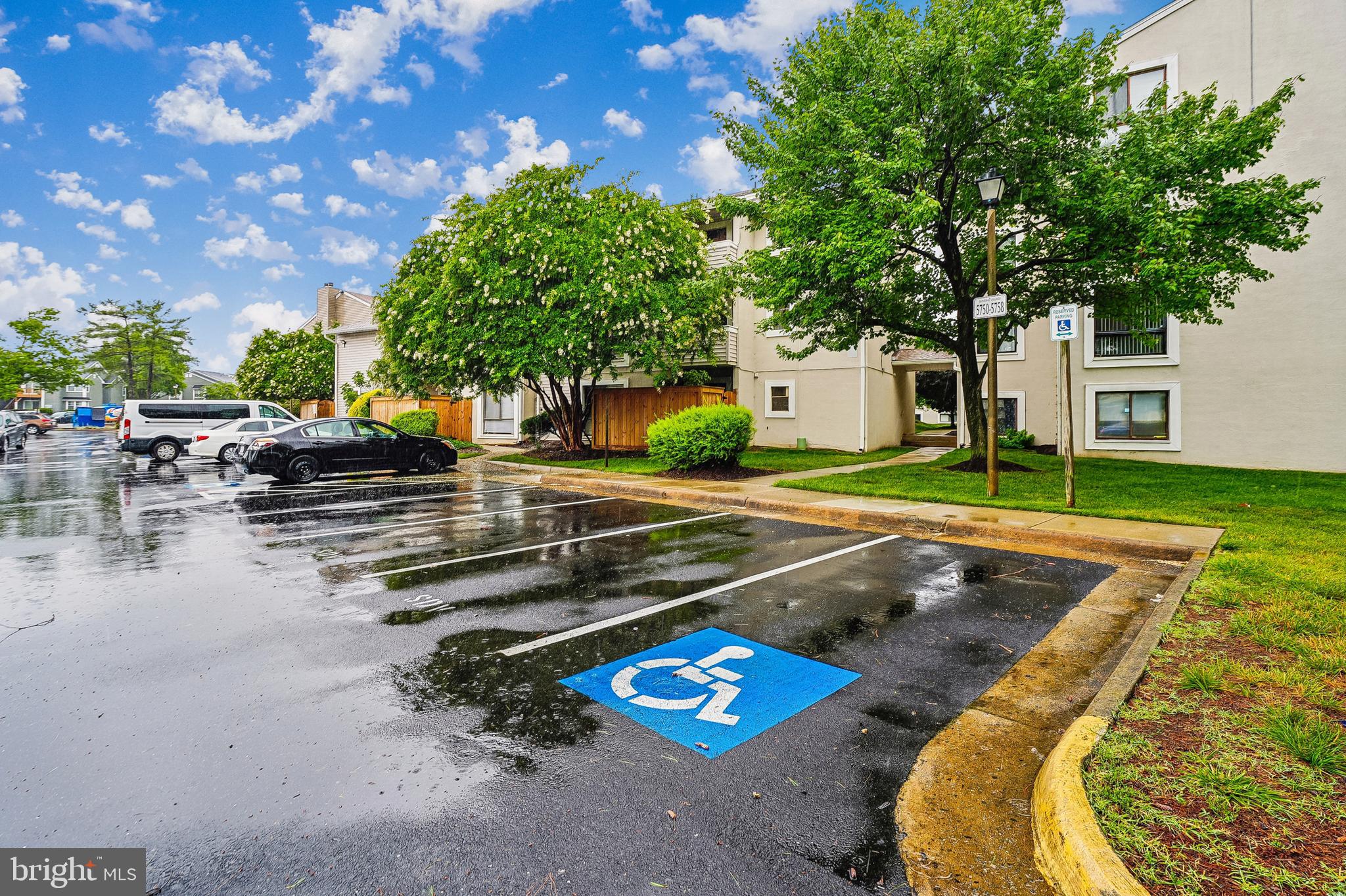 VILLAGE GREEN - Residential