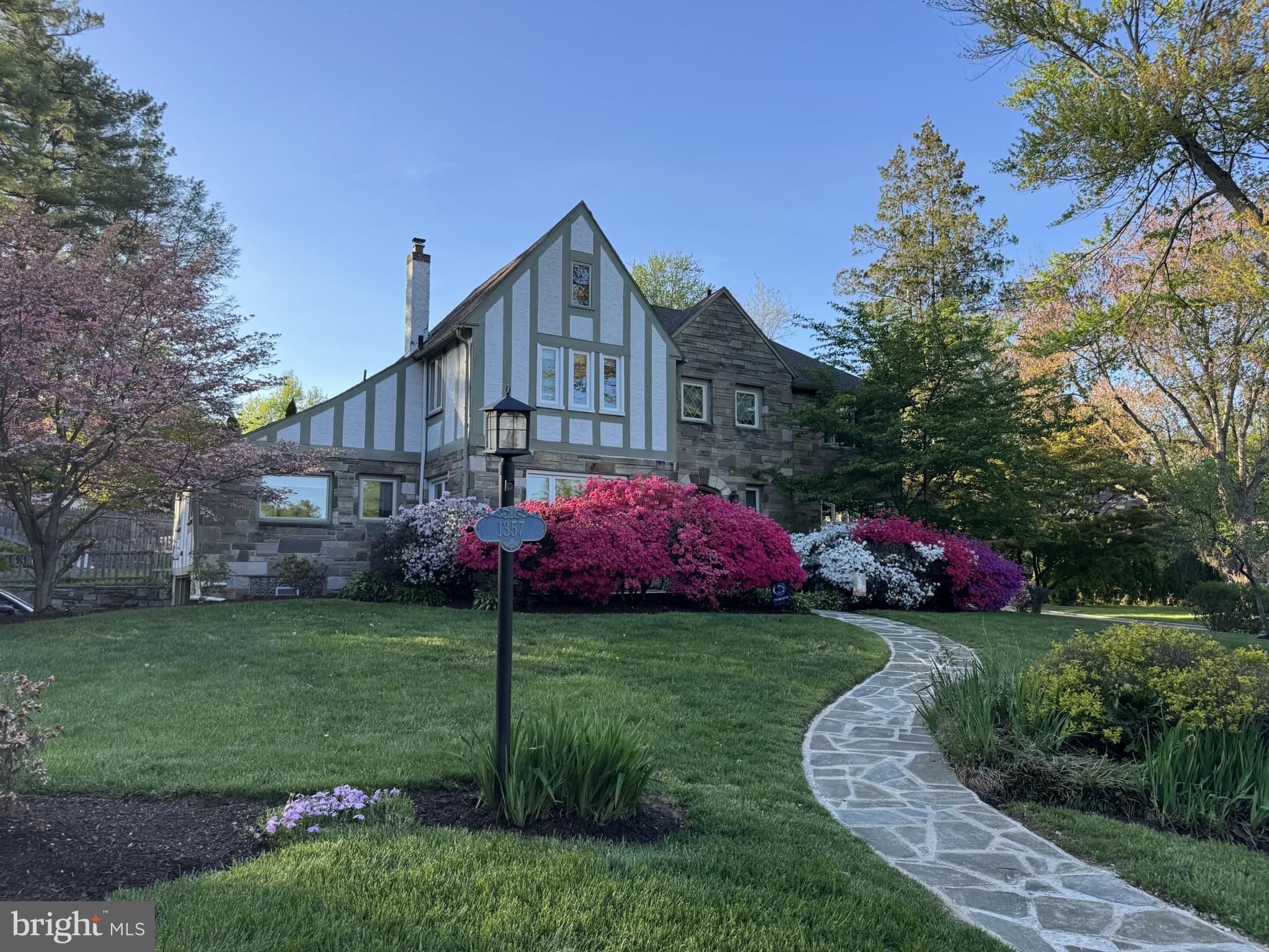 PENN WYNNE - Residential
