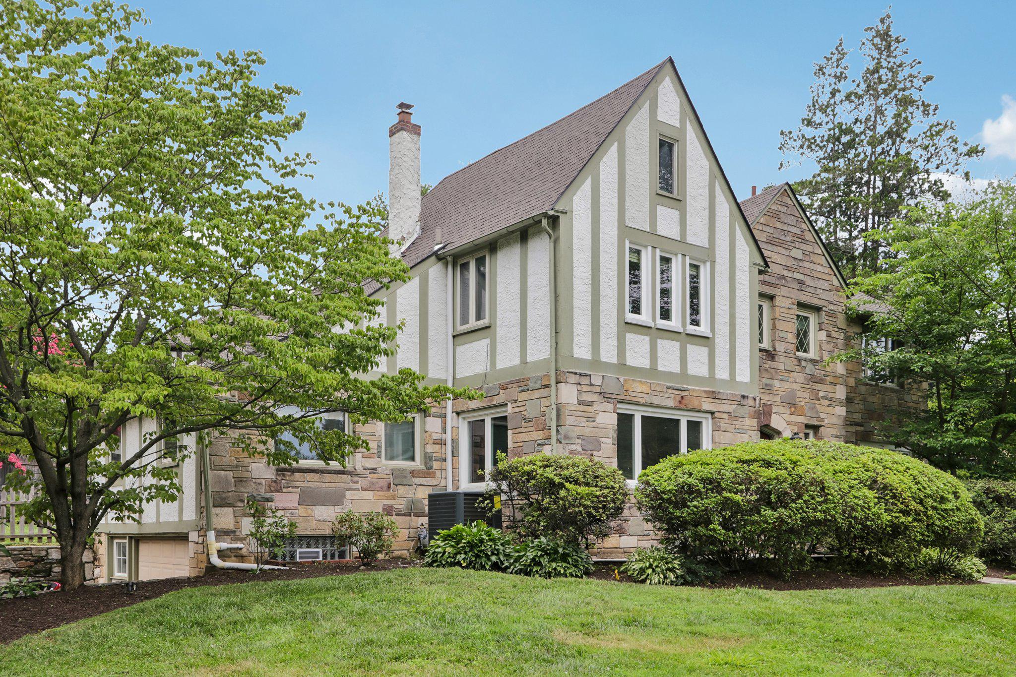 PENN WYNNE - Residential