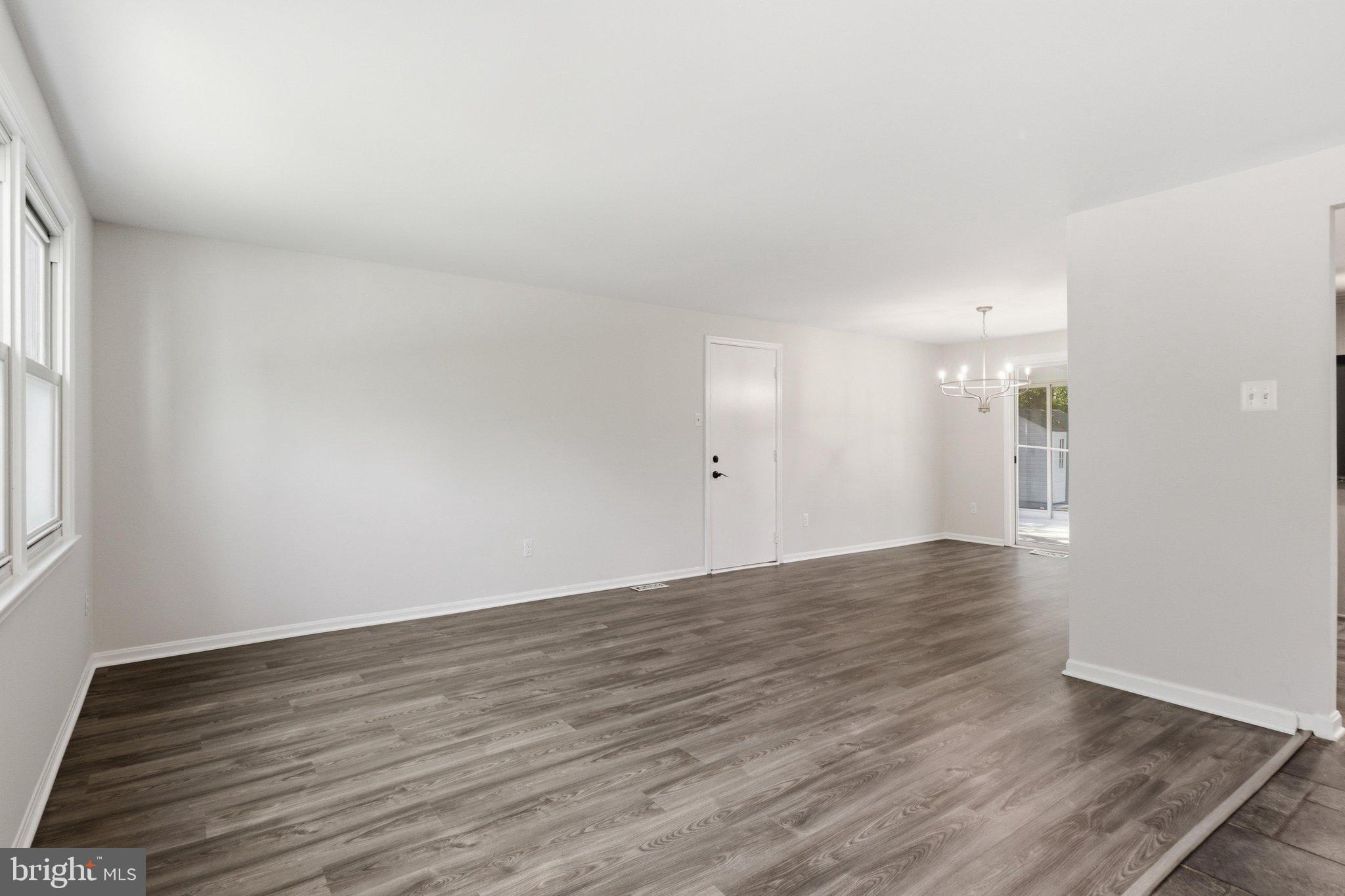 HUNTERS CREEK - Residential