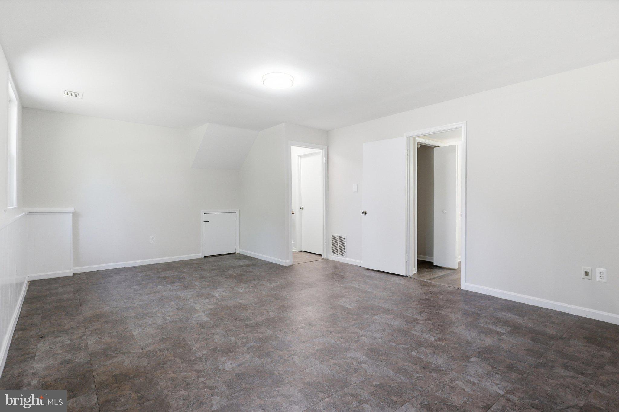 HUNTERS CREEK - Residential