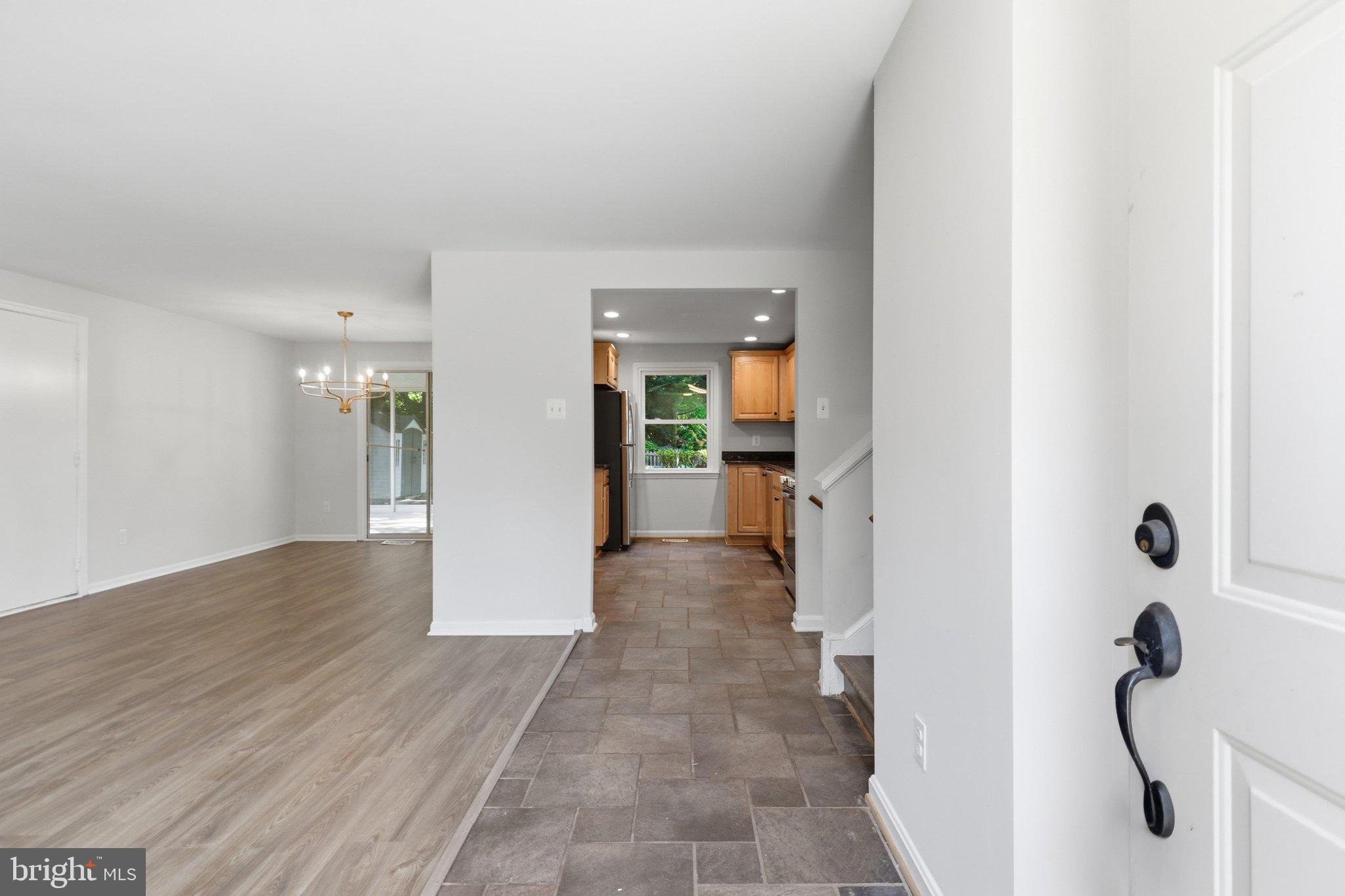 HUNTERS CREEK - Residential