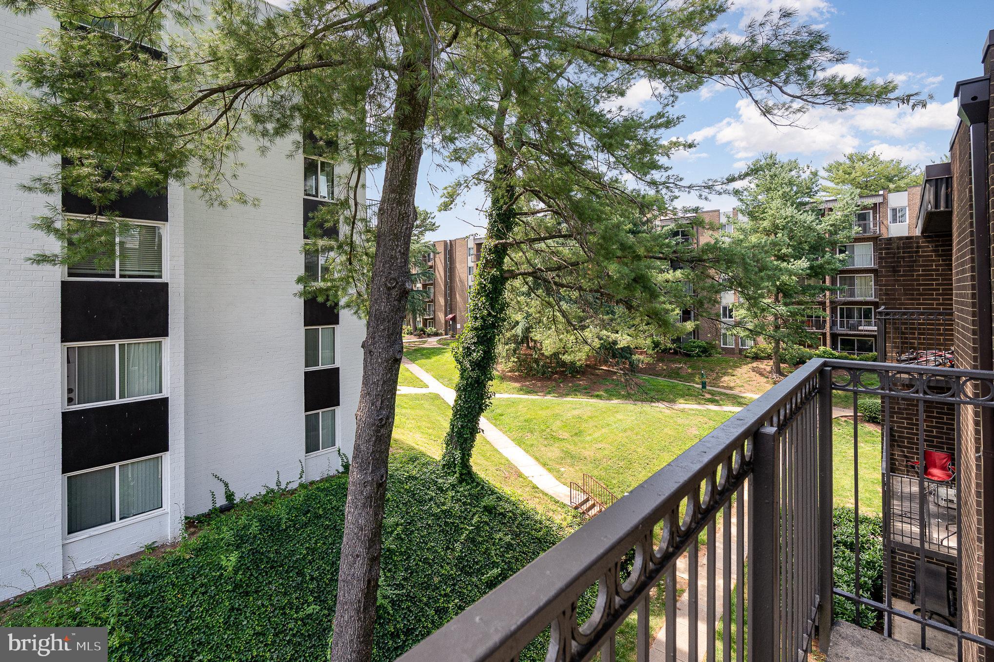 WEST END CONDOS - Residential