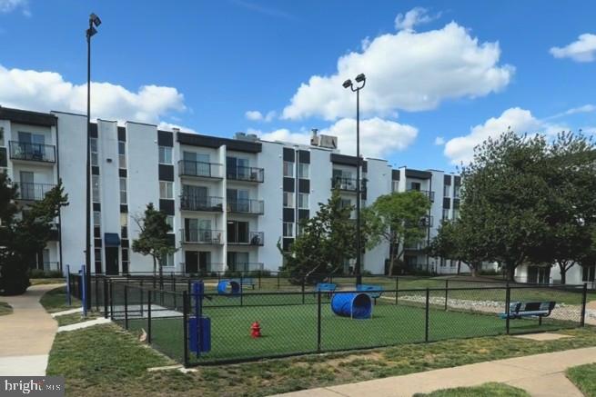 WEST END CONDOS - Residential
