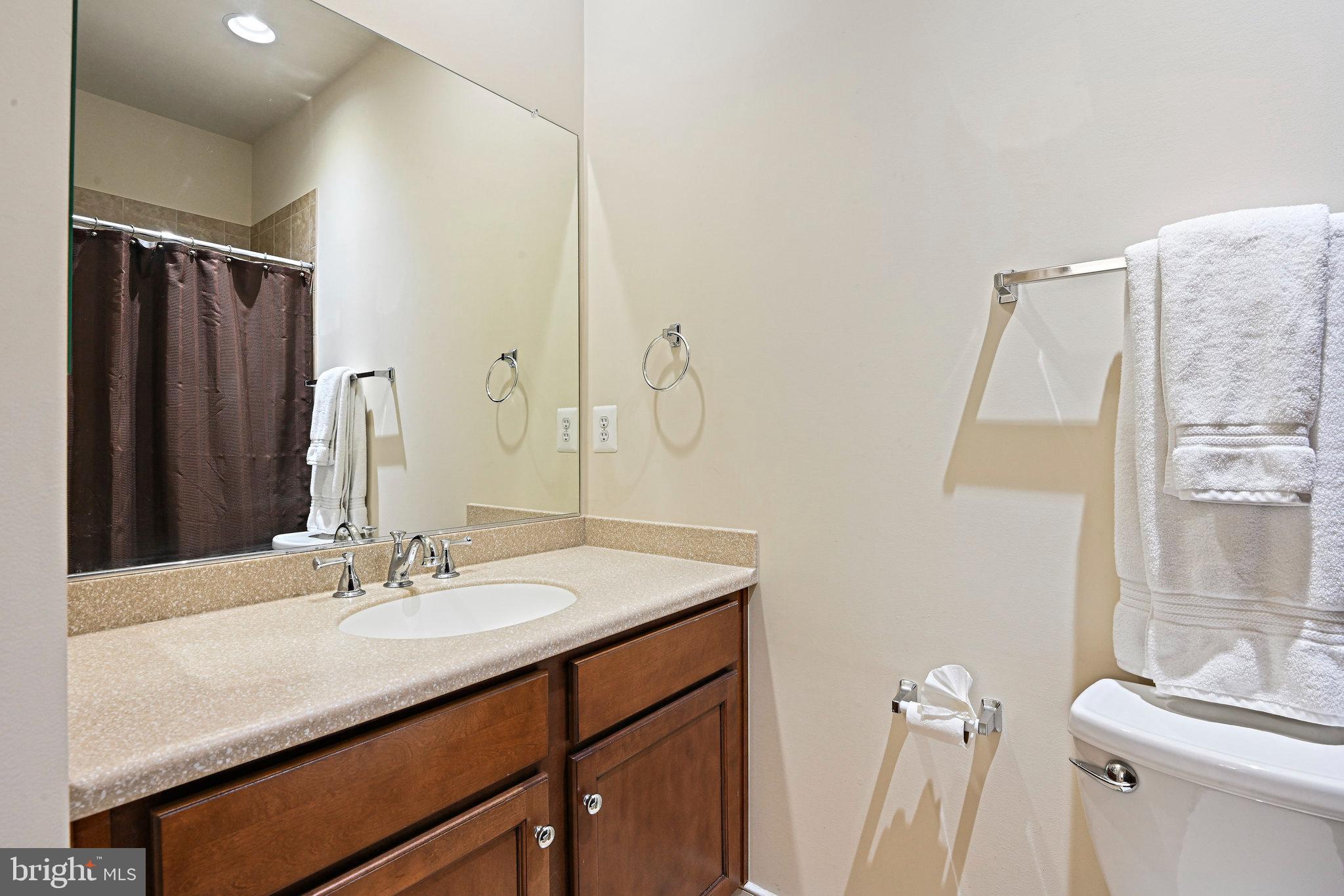 CENTERPOINTE - Residential