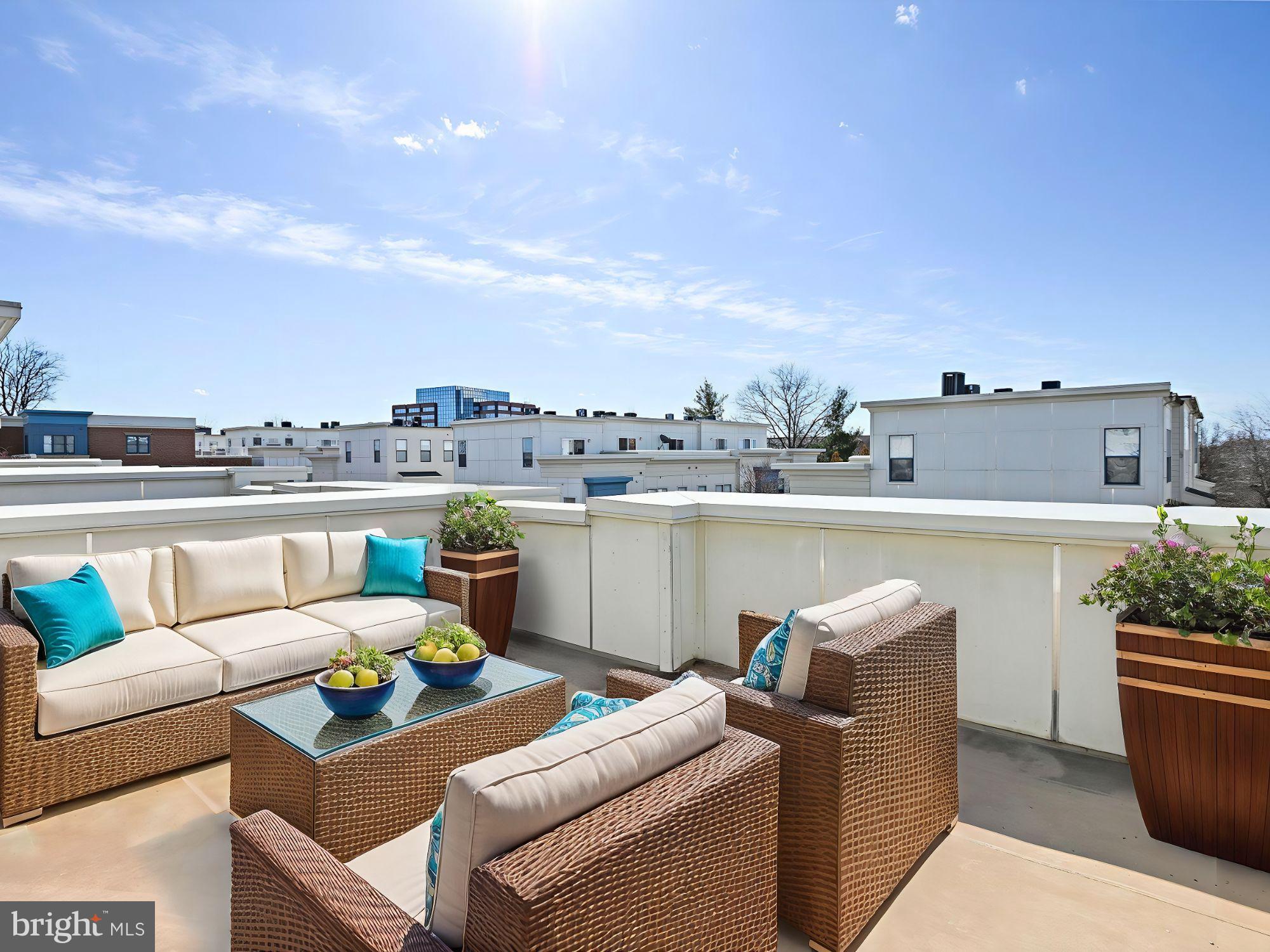 CENTERPOINTE - Residential