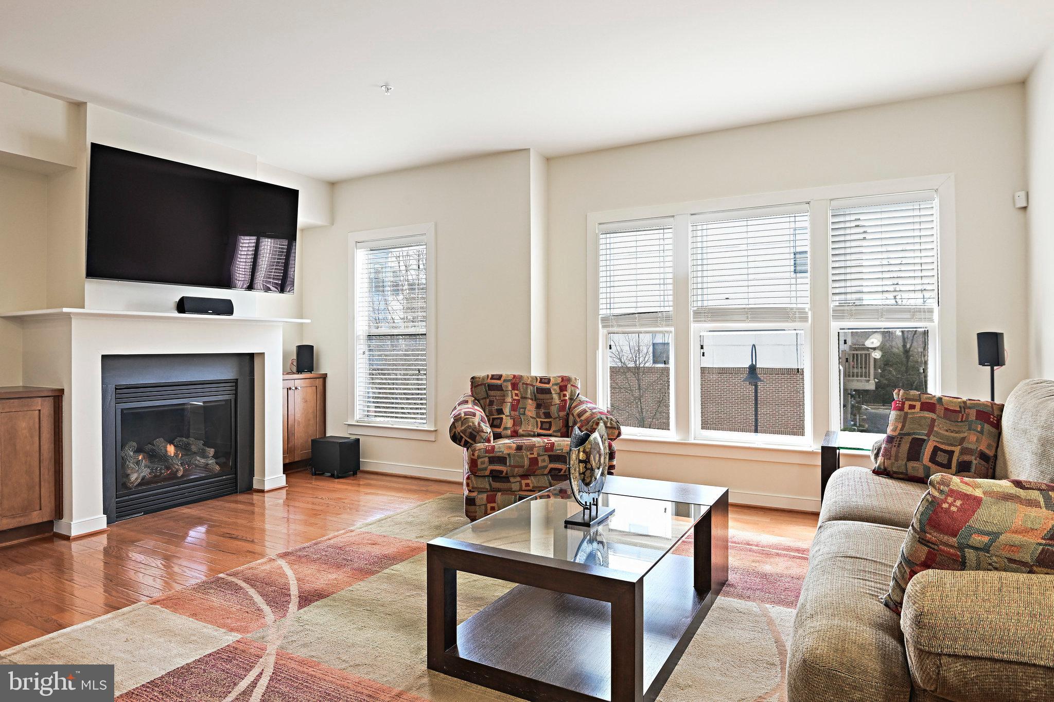 CENTERPOINTE - Residential