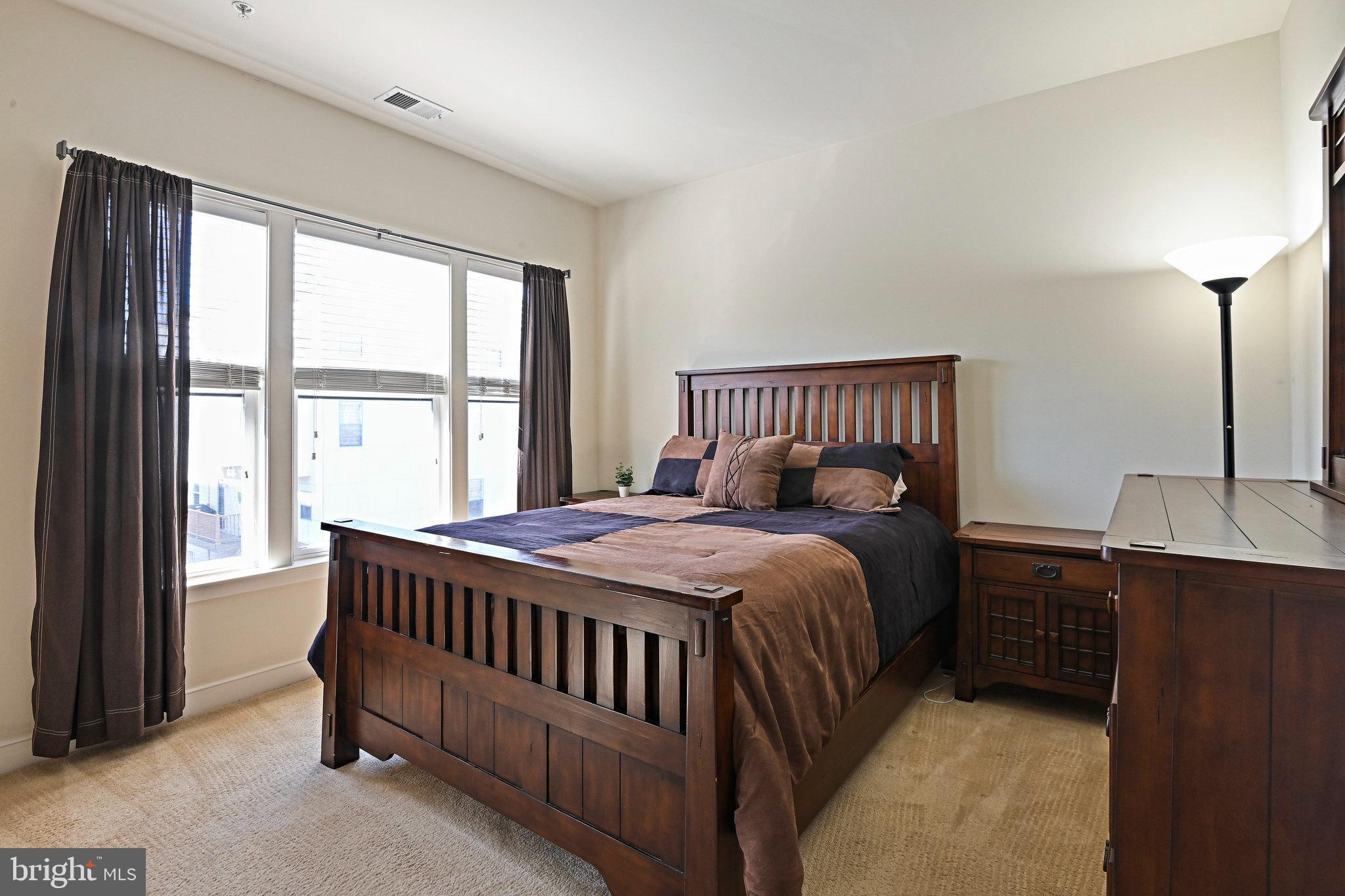 CENTERPOINTE - Residential
