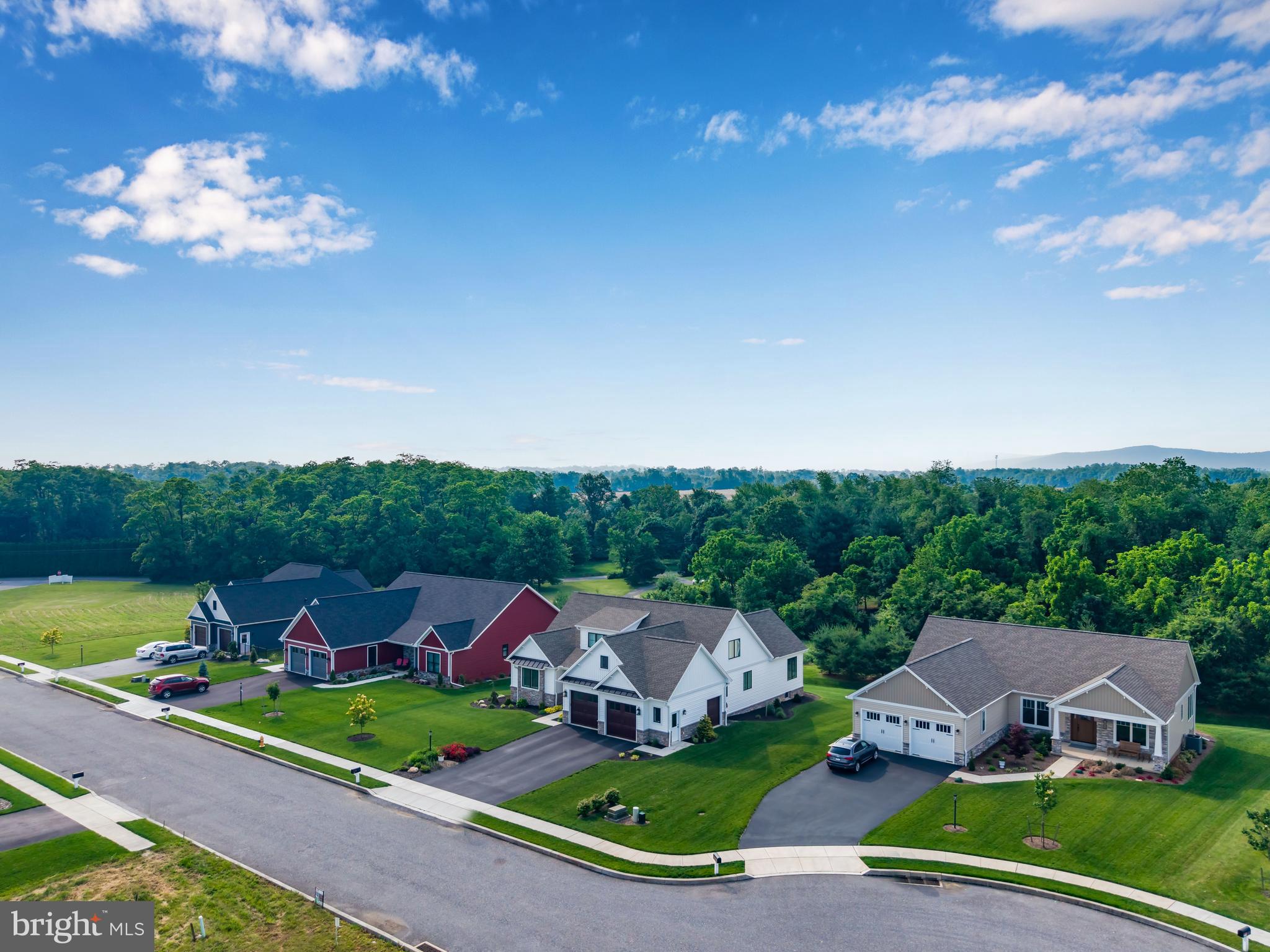 STONEHILL FARM - Residential