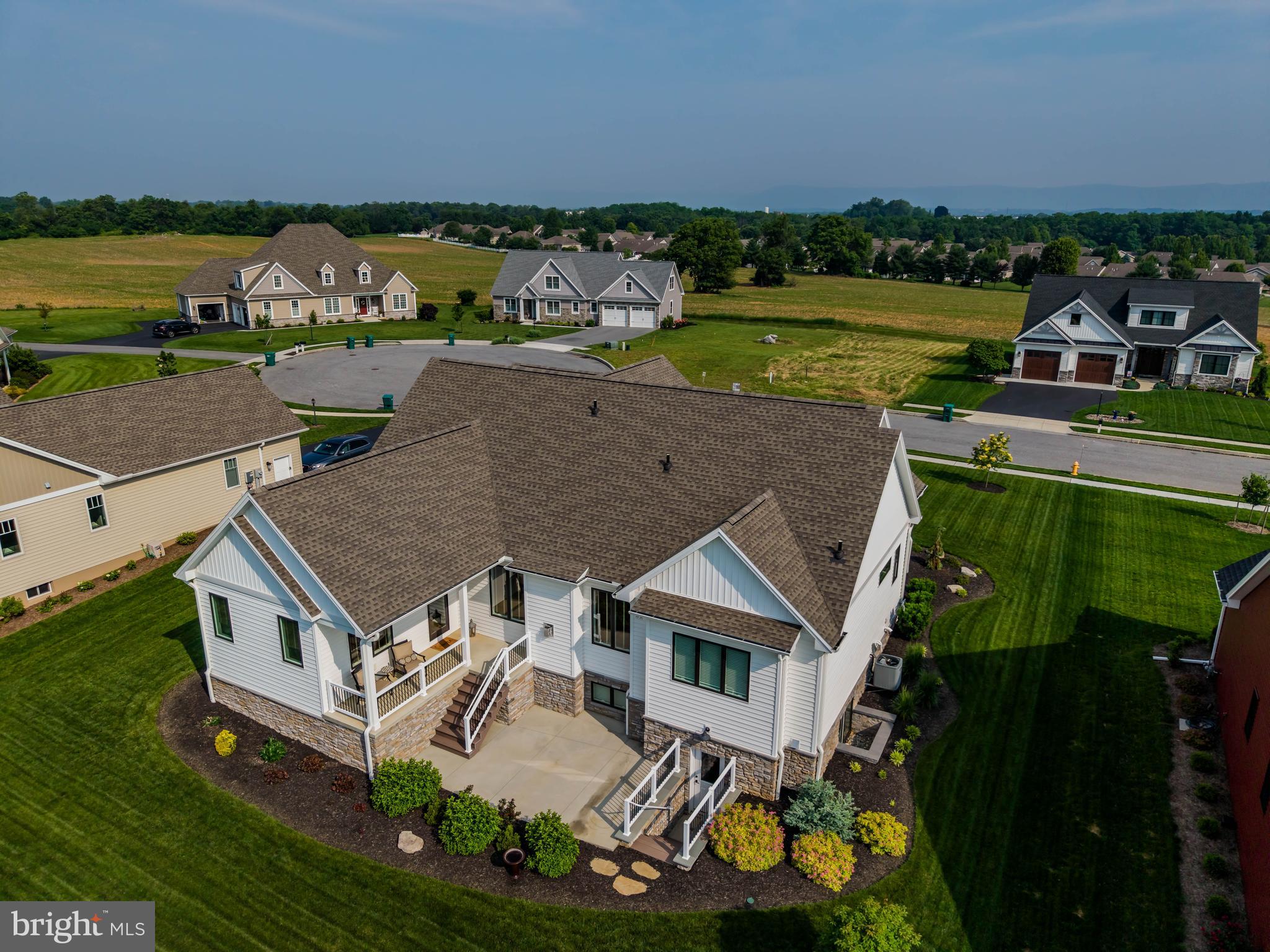 STONEHILL FARM - Residential