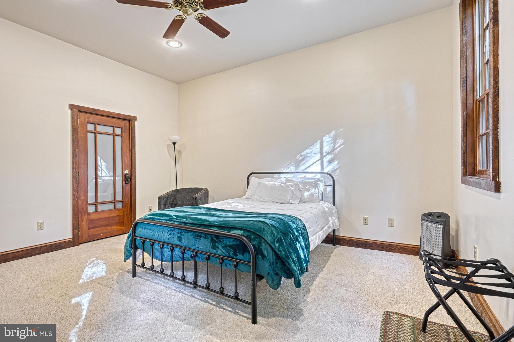 FAYETTEVILLE - Residential