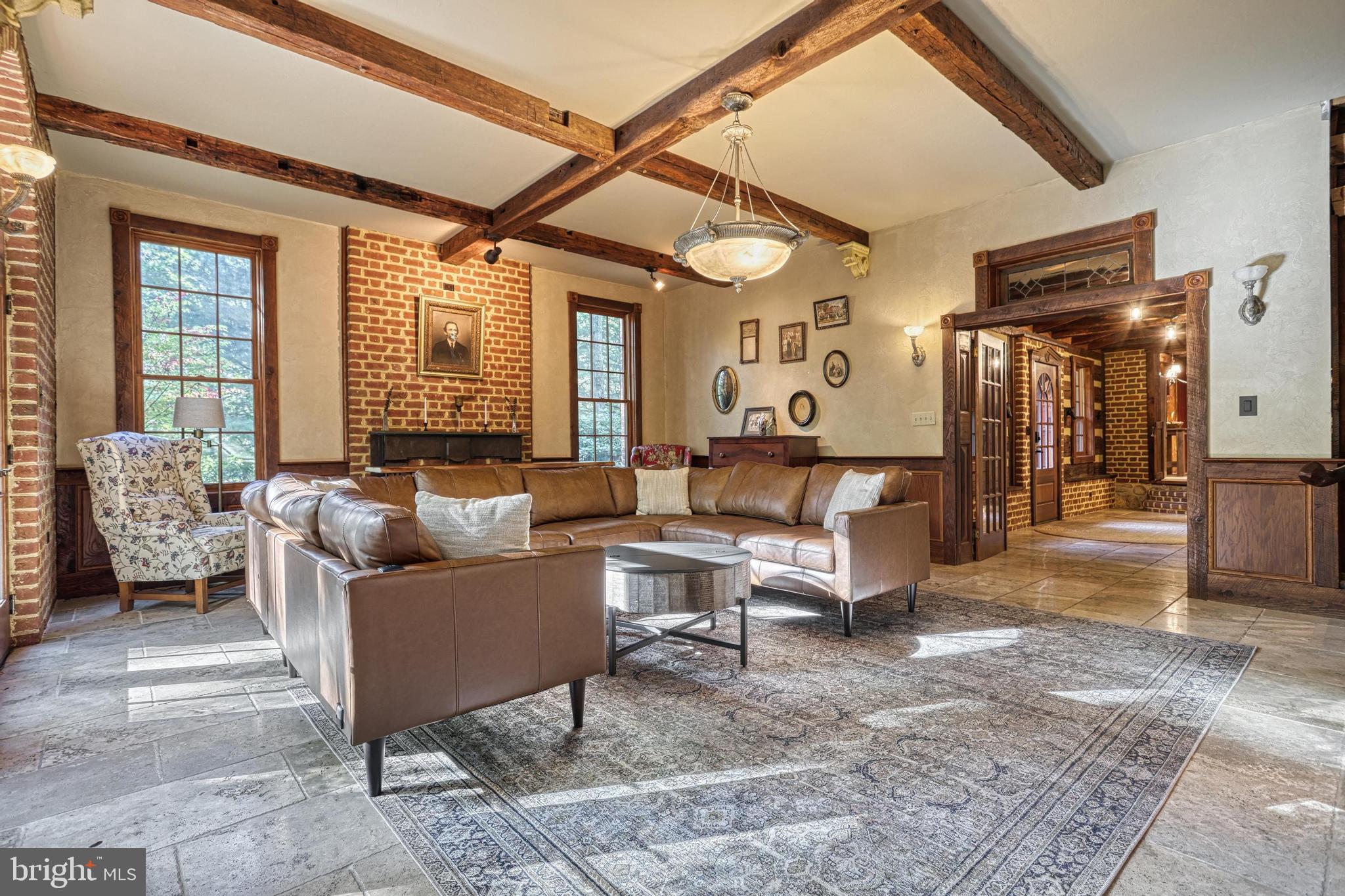 FAYETTEVILLE - Residential