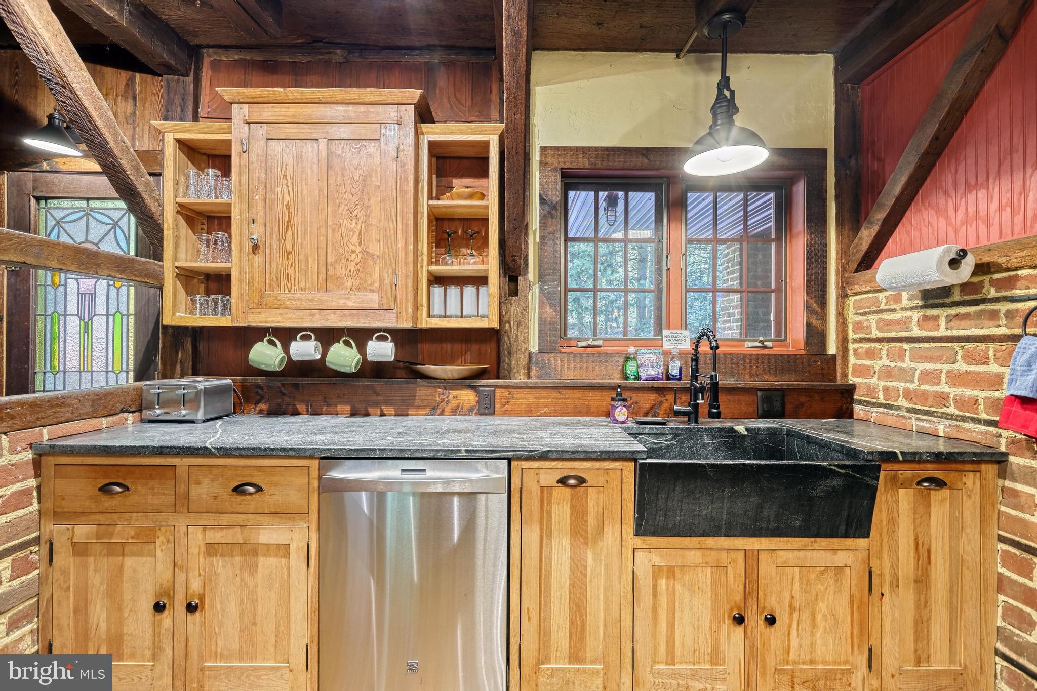 FAYETTEVILLE - Residential