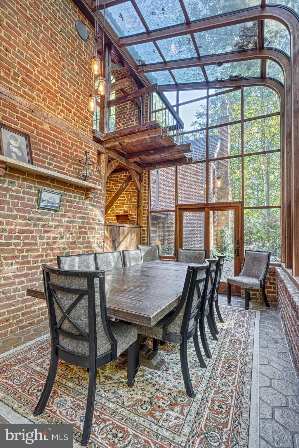 FAYETTEVILLE - Residential