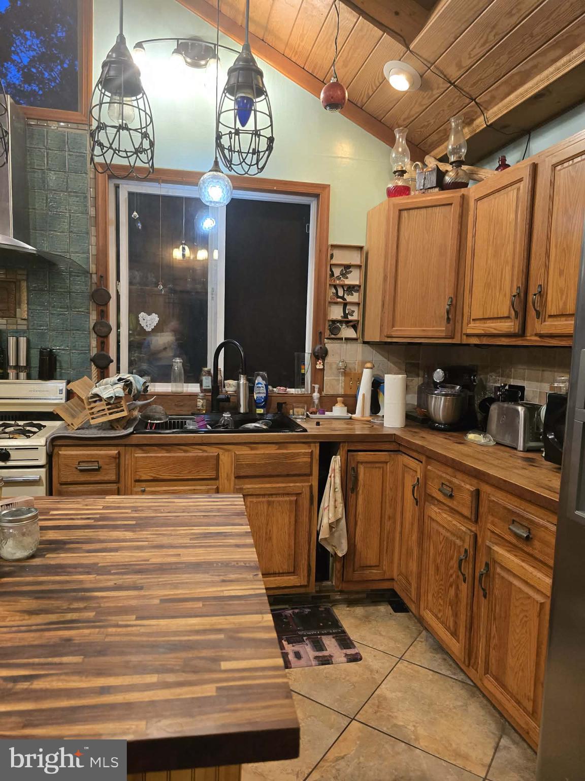 DOGWOOD VALLEY - Residential