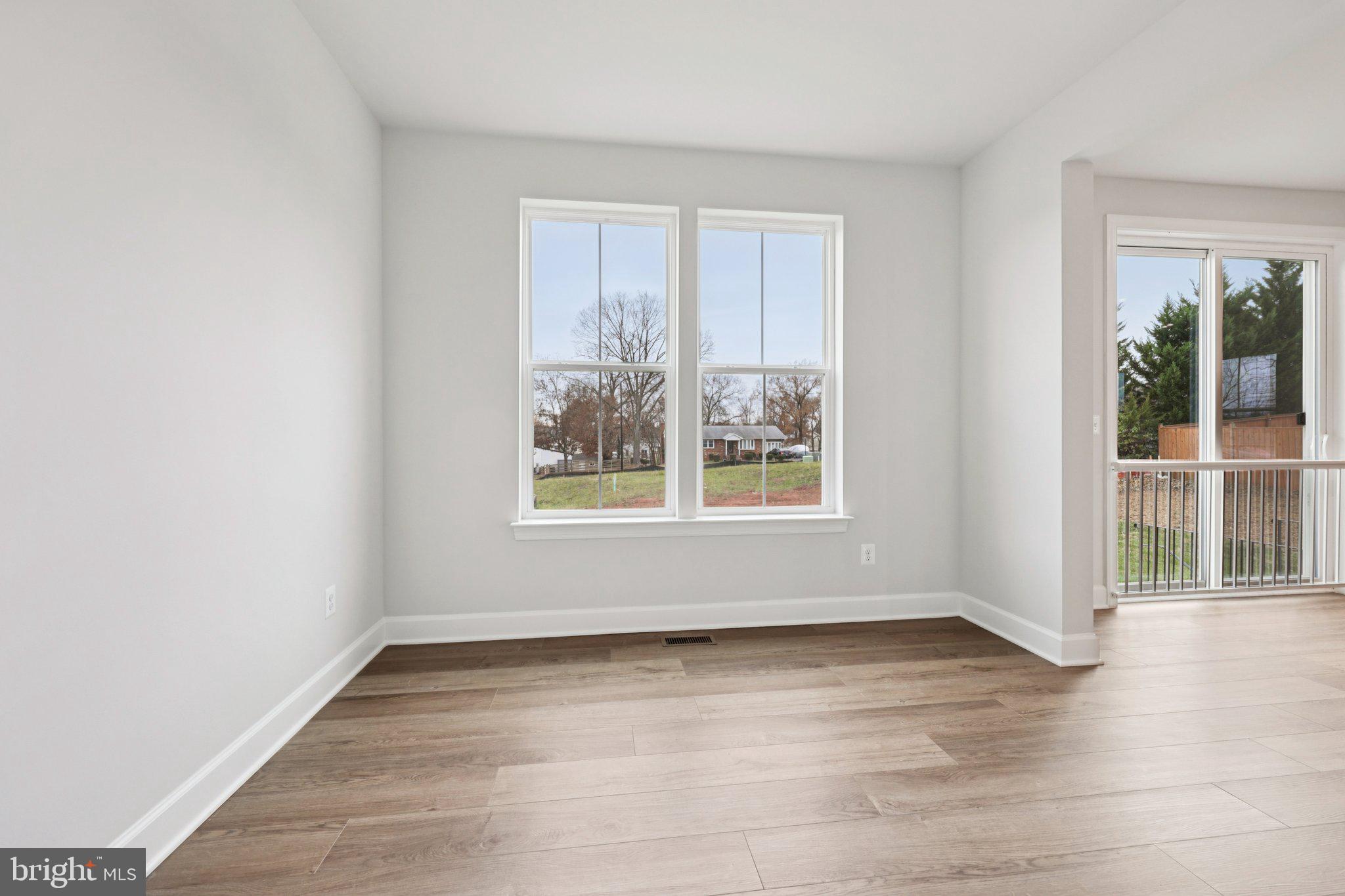 JEFFERSON SQUARE - Residential