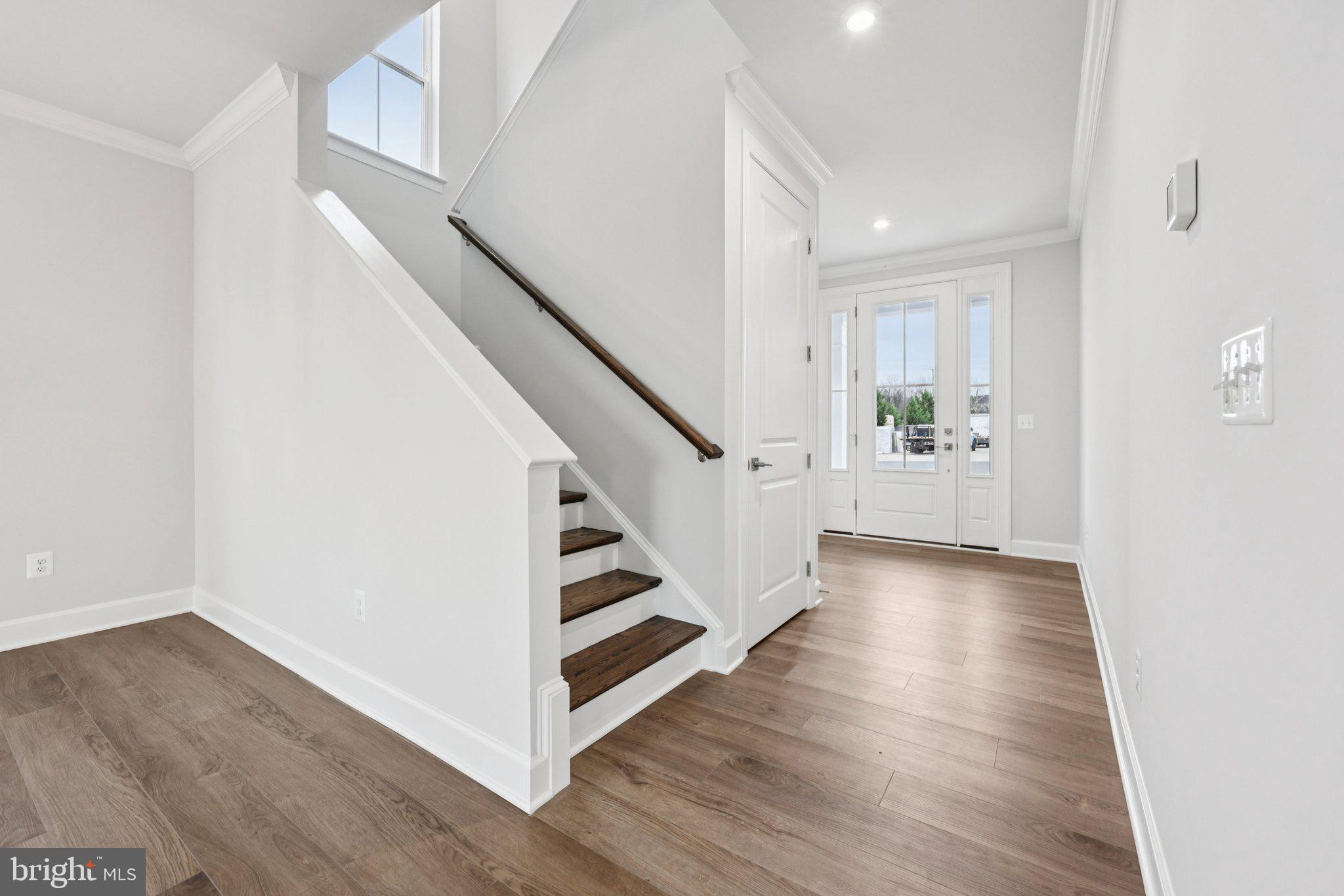 JEFFERSON SQUARE - Residential