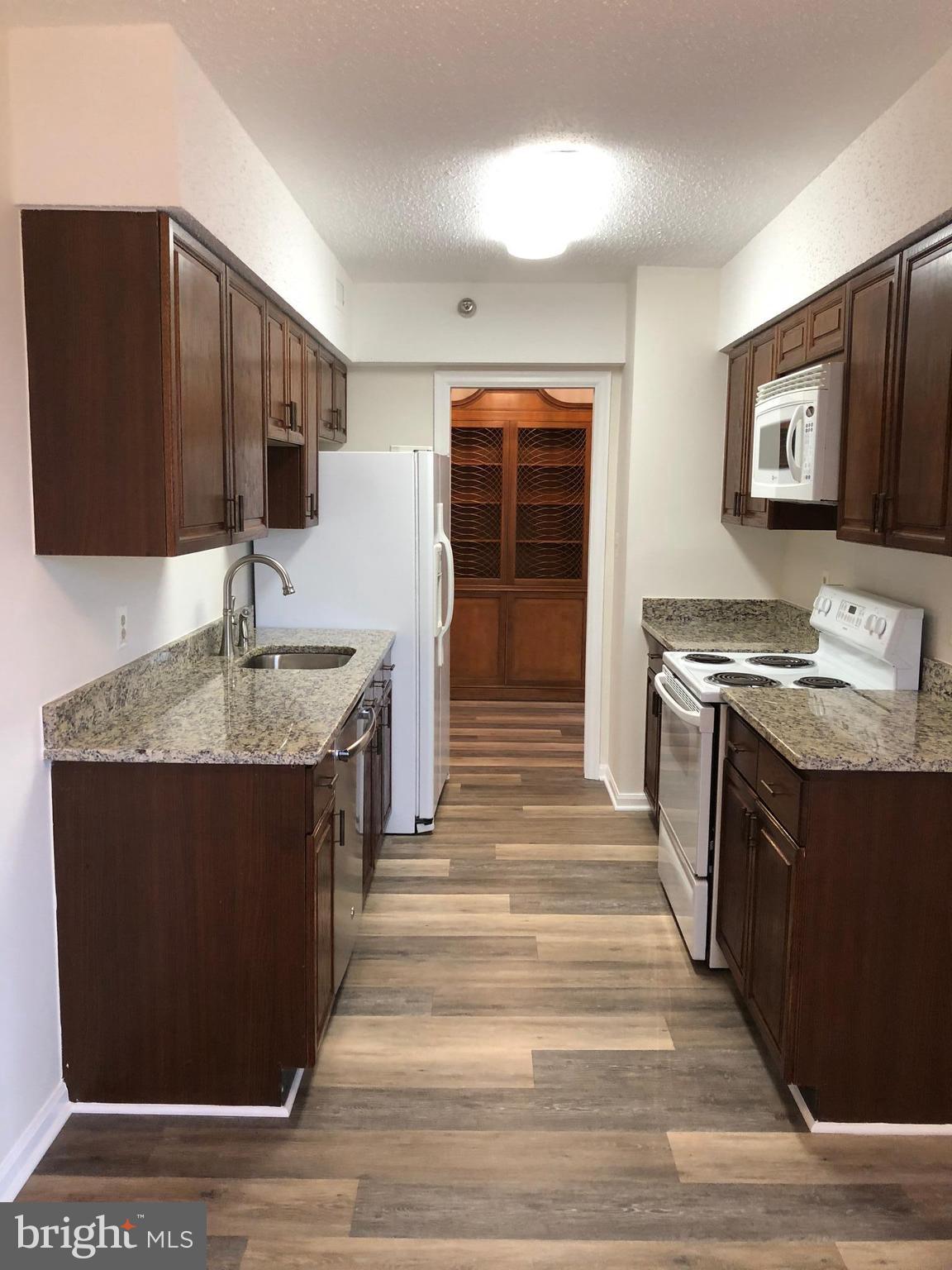 THE FALLSWOOD CODM - Residential Lease