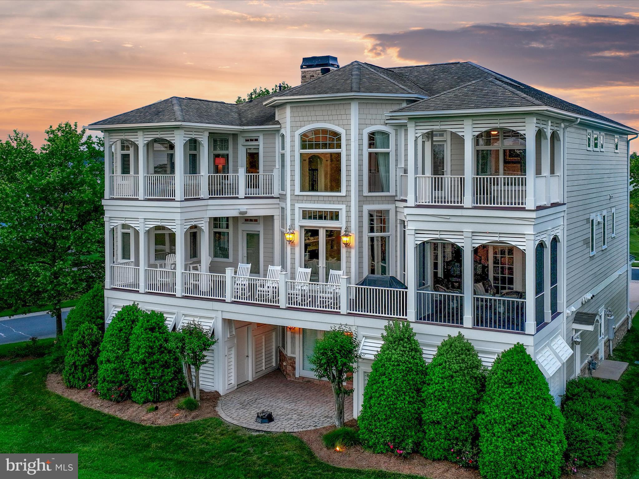 PENINSULA - Residential